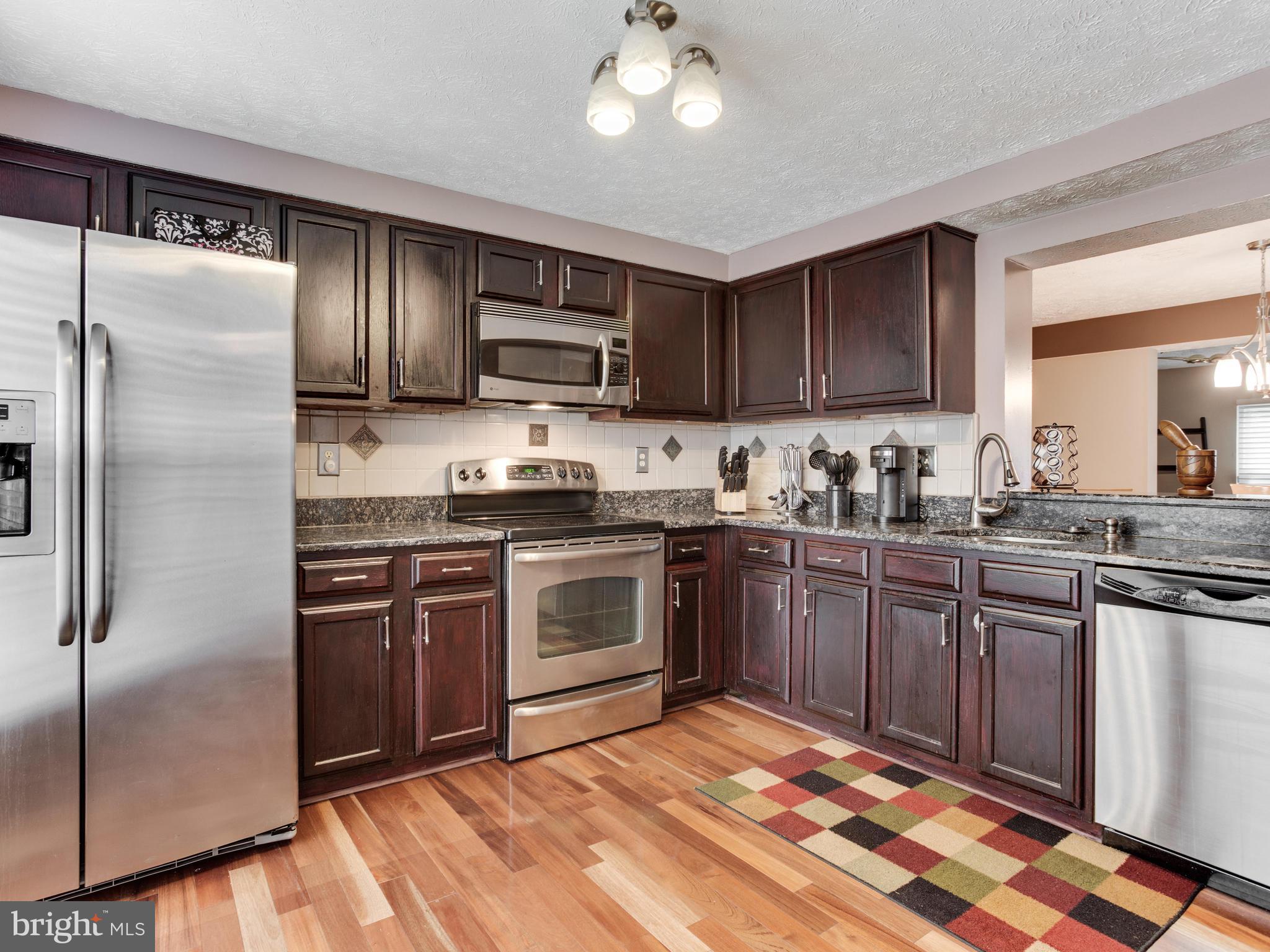 GREEN HOLLY WOODS PLAT T - Residential