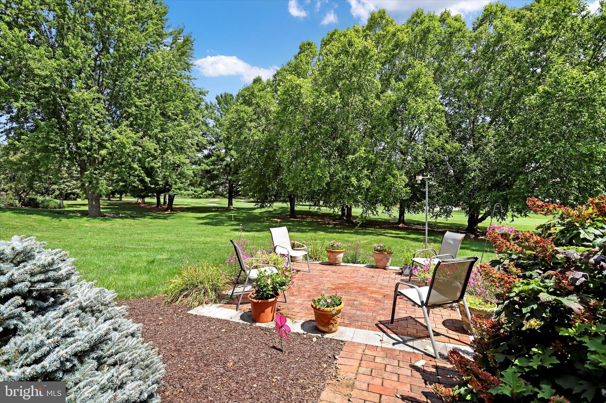 PENN NATIONAL GOLF COURSE COMMUNITY - Residential