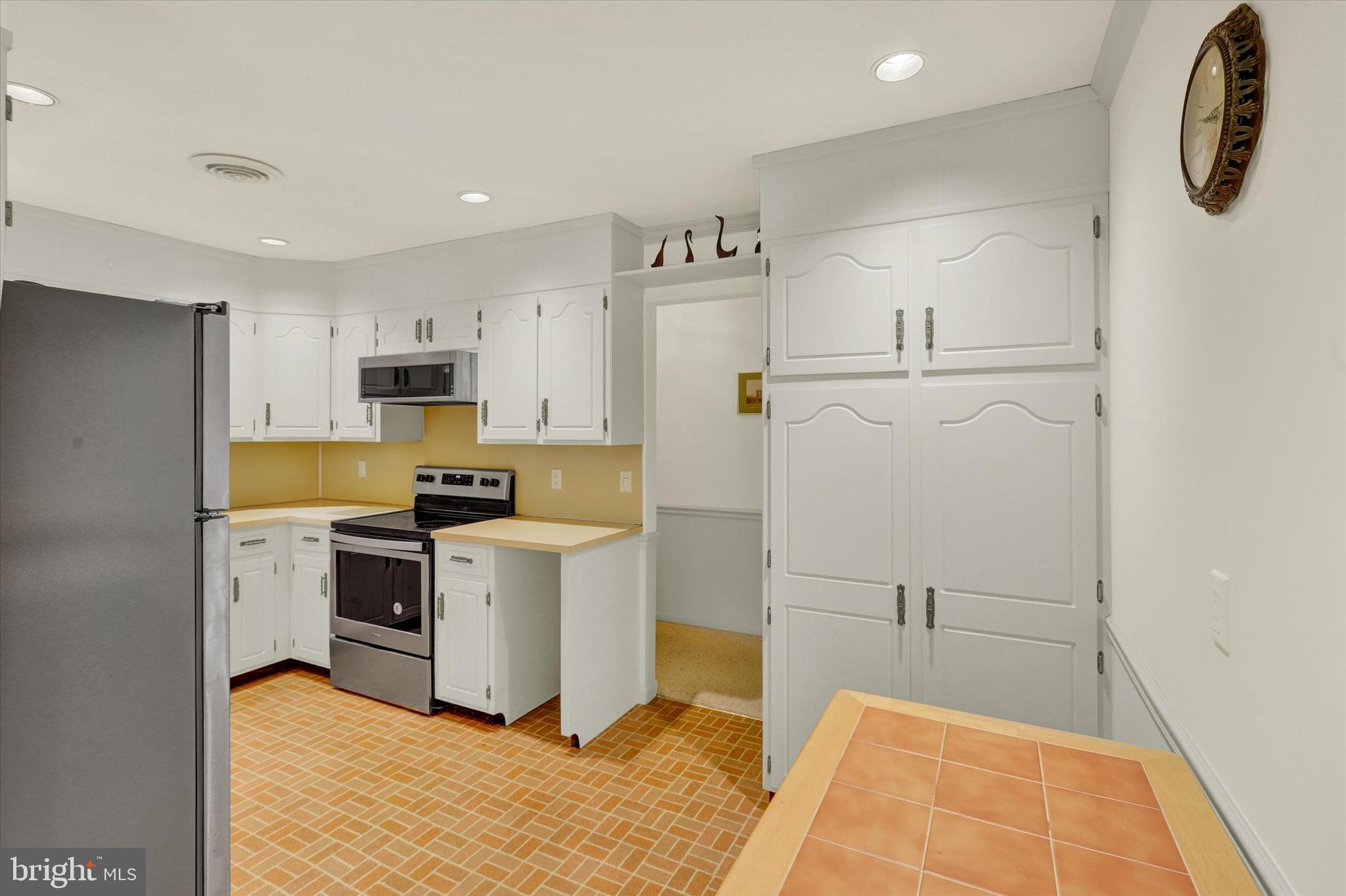 PENN NATIONAL GOLF COURSE COMMUNITY - Residential