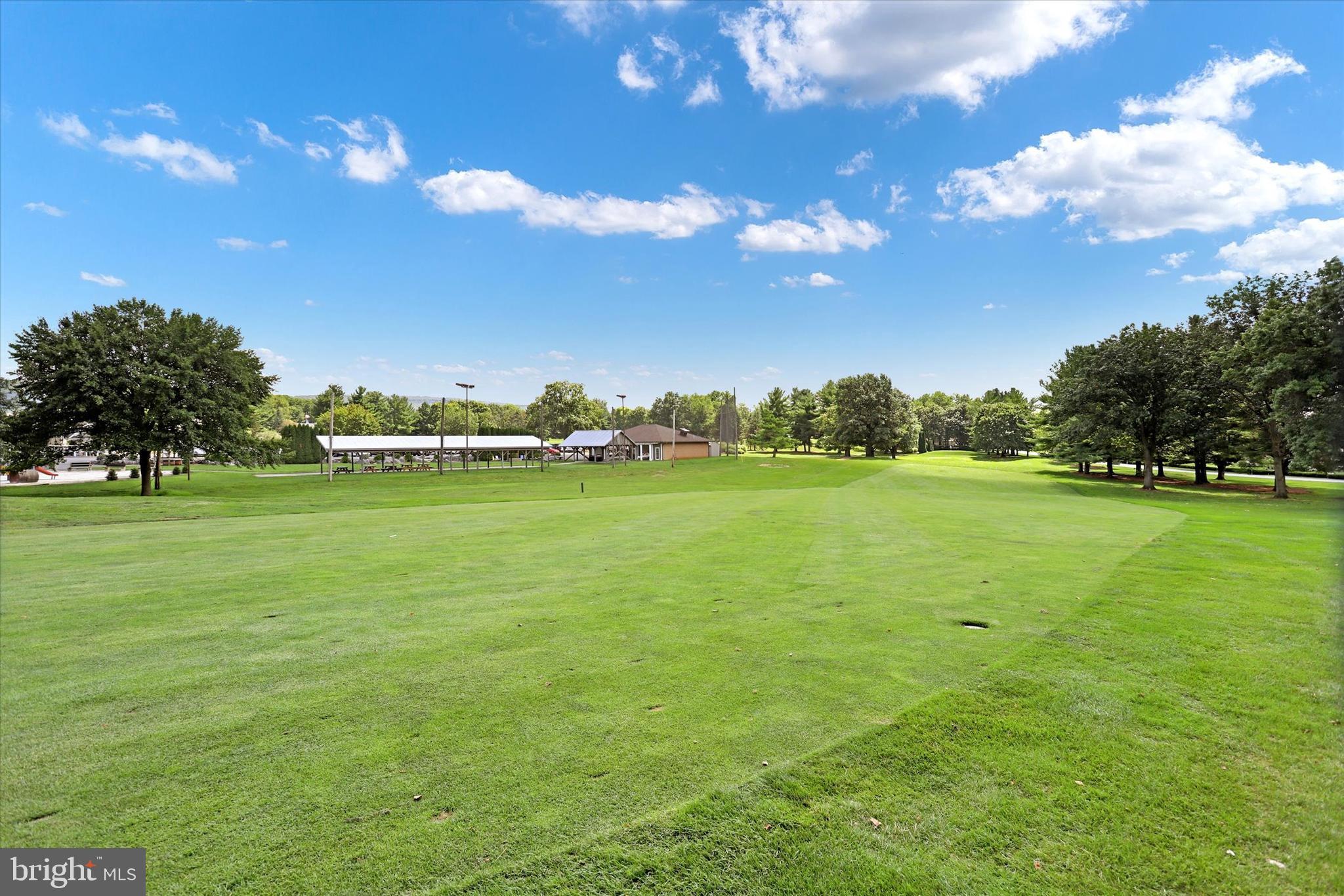 PENN NATIONAL GOLF COURSE COMMUNITY - Residential