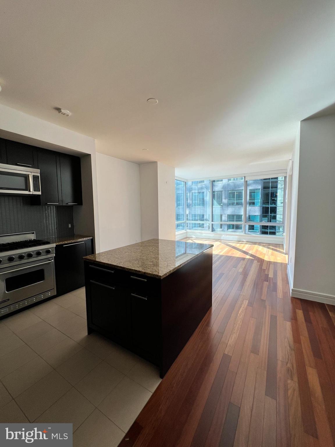 PENN SQUARE - Residential Lease