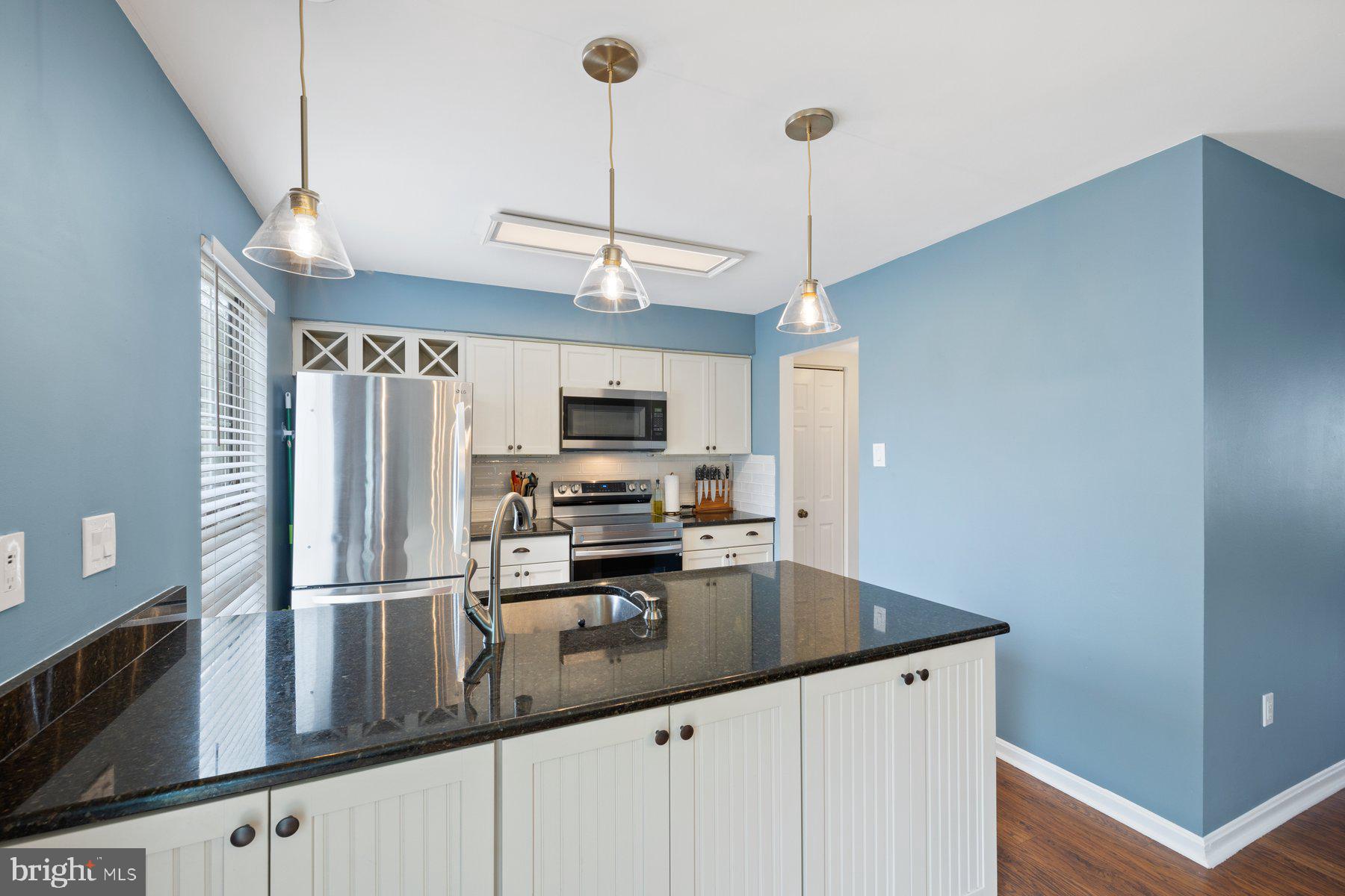 LONGMEAD - Residential