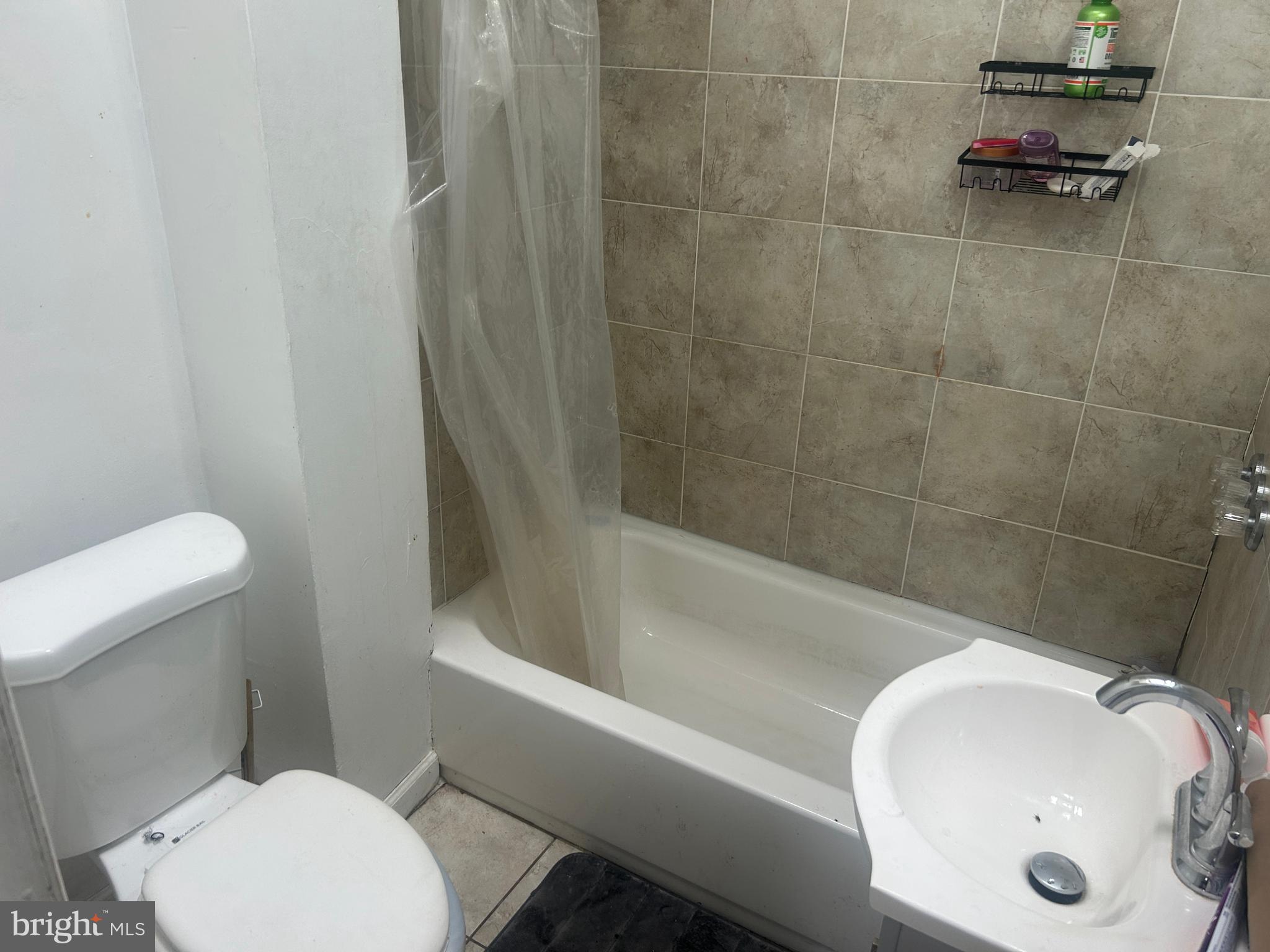 HUNTING PARK - Residential Income