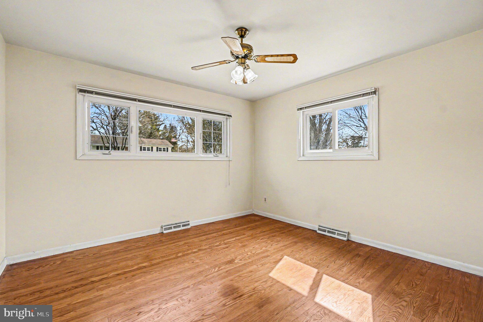 COLONIAL ACRES - Residential