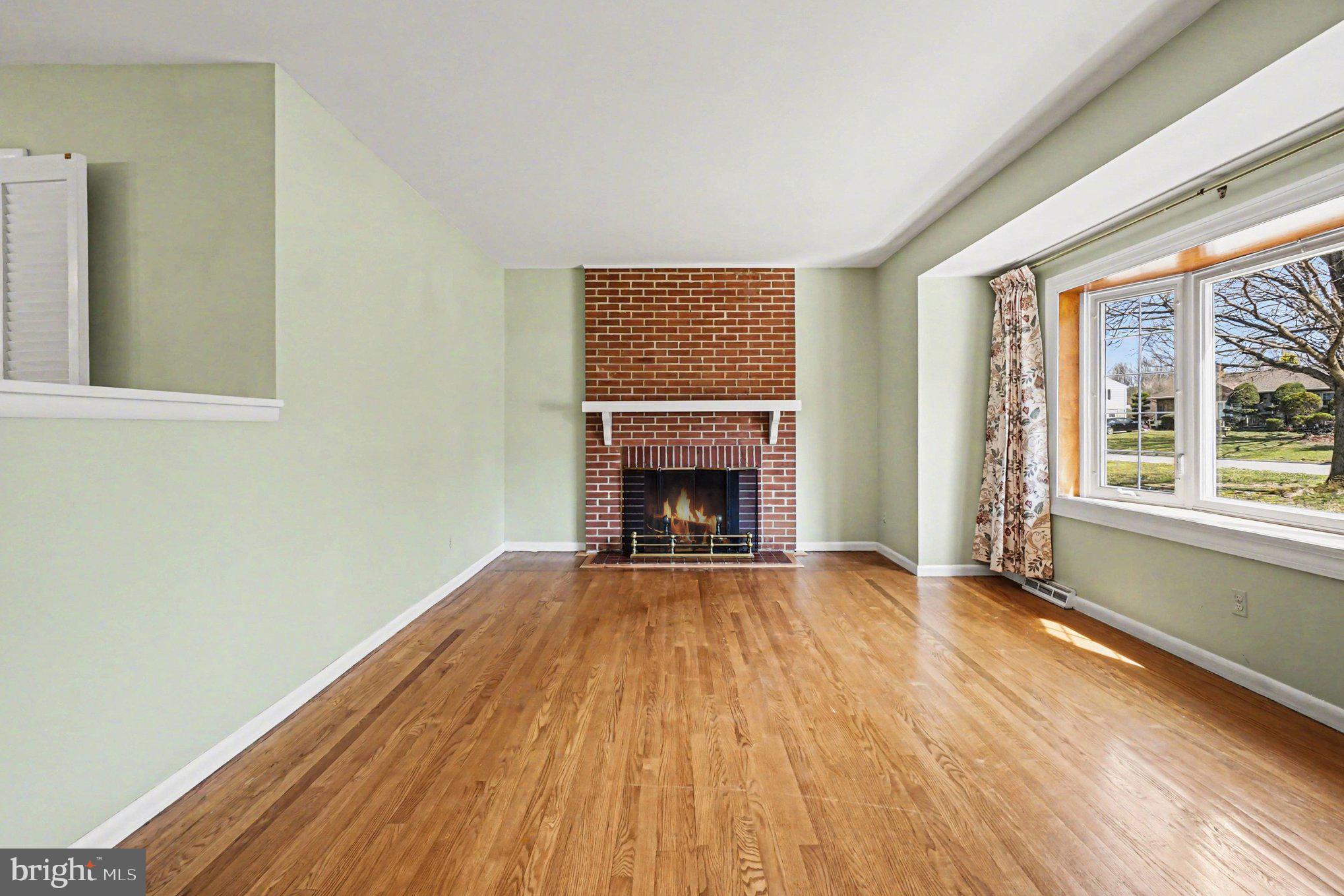 COLONIAL ACRES - Residential