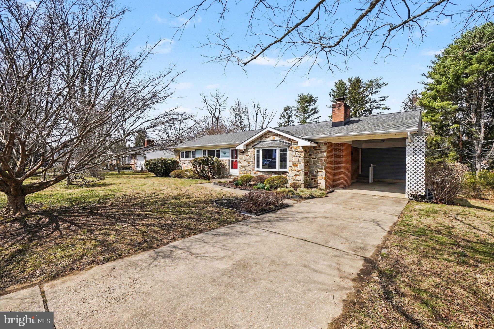 COLONIAL ACRES - Residential