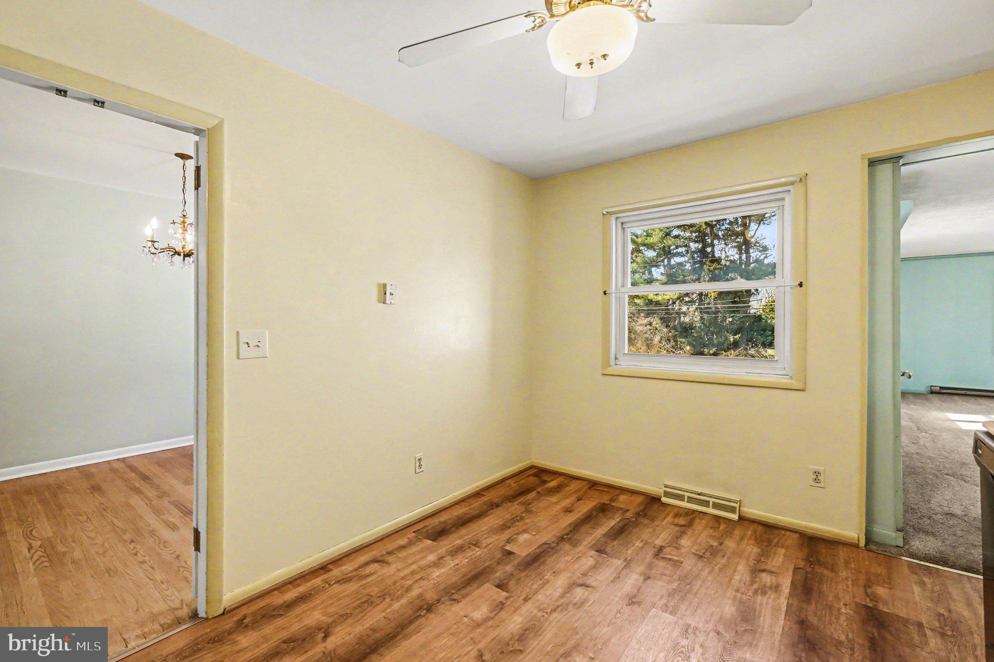 COLONIAL ACRES - Residential