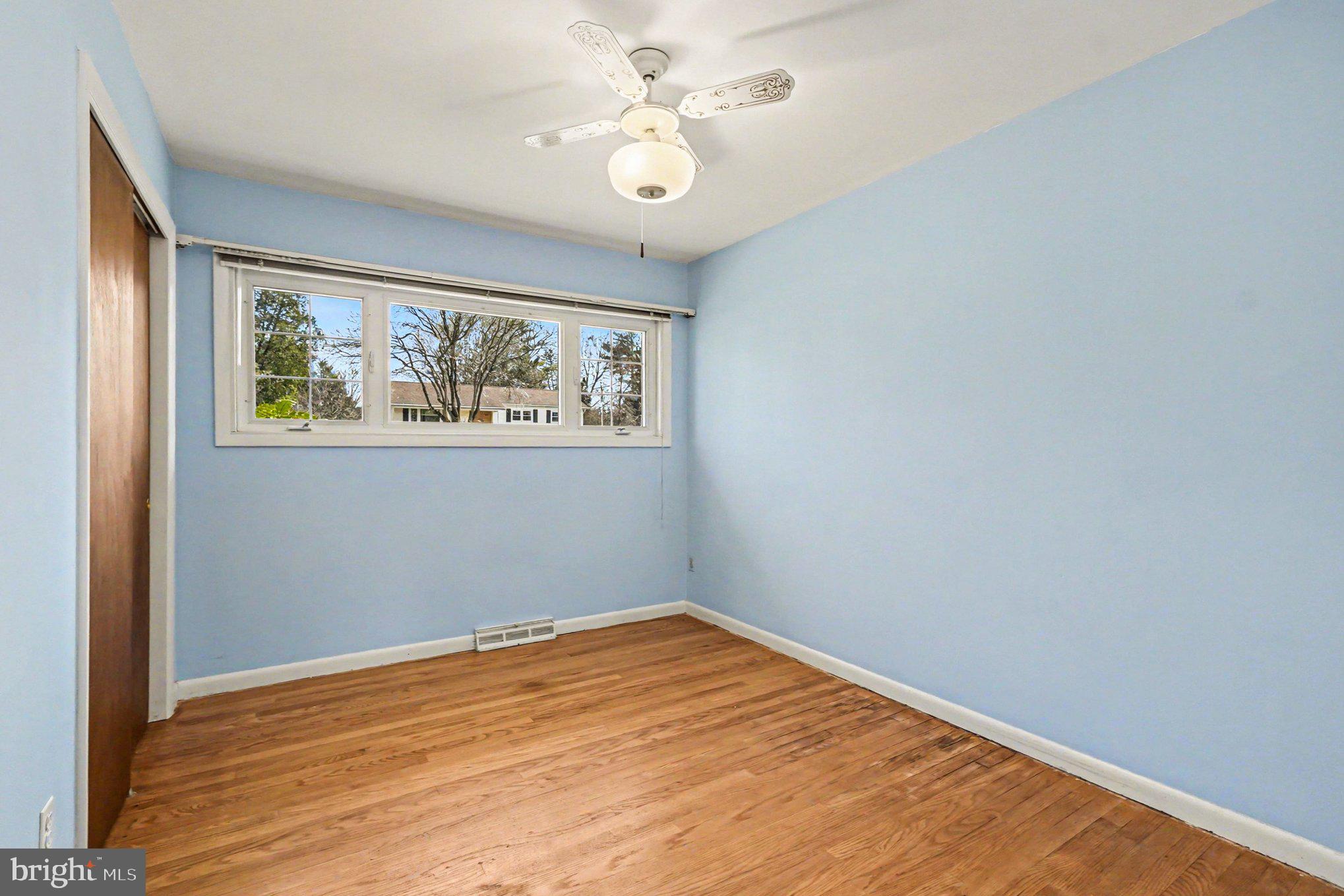 COLONIAL ACRES - Residential