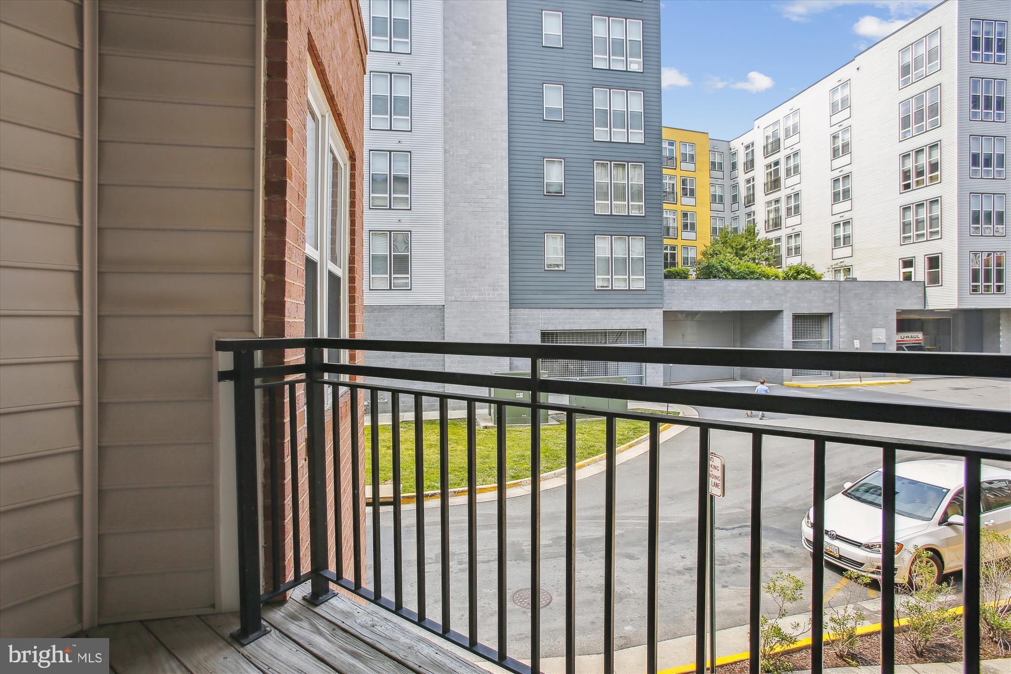 2655 PROSPERITY AVENUE 100