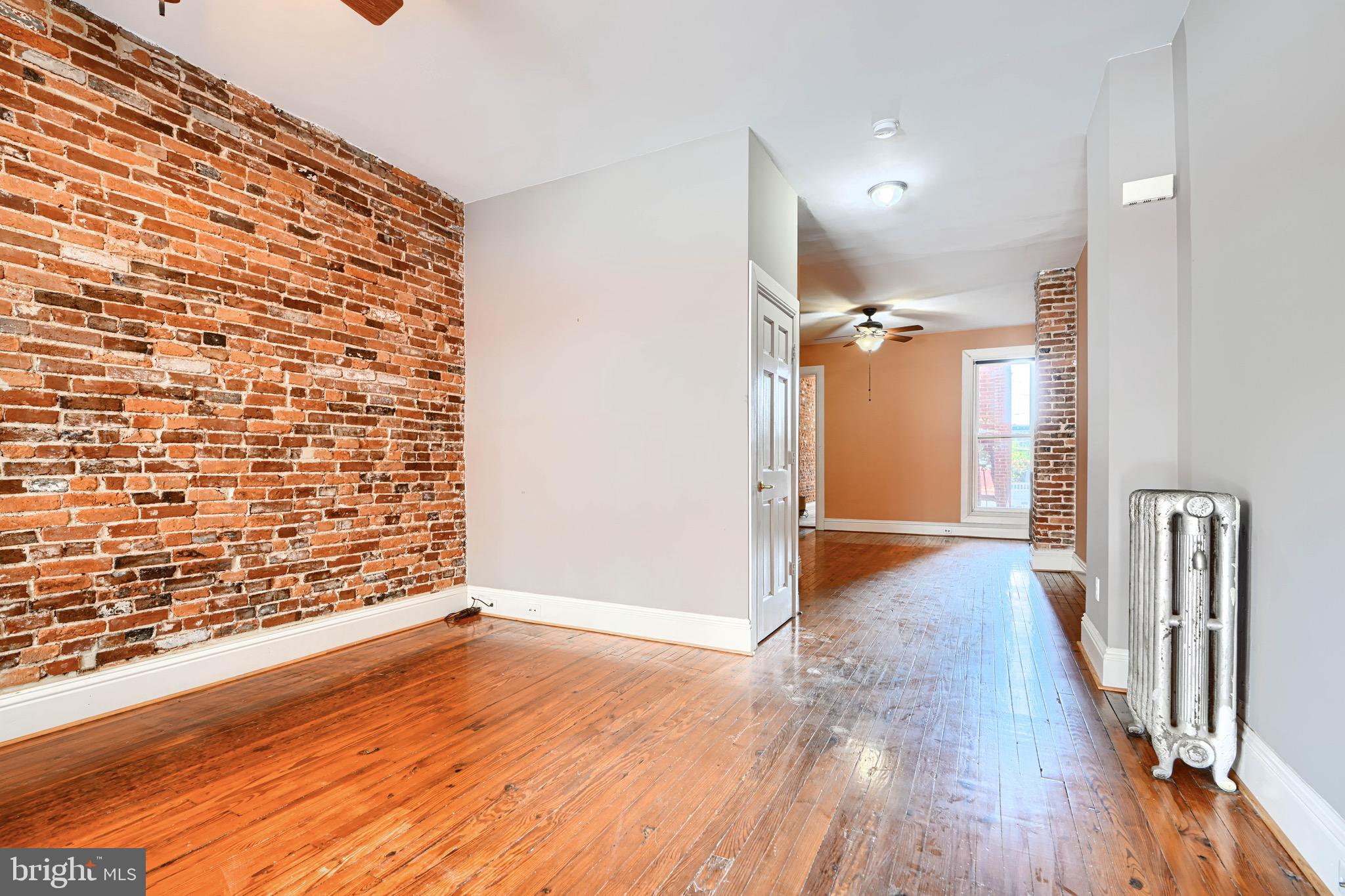 CHARLES VILLAGE - Residential