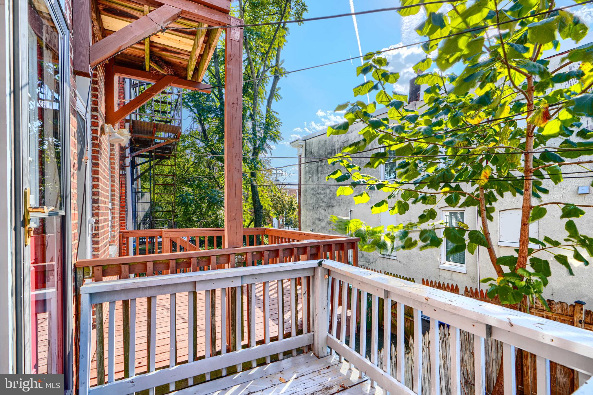 CHARLES VILLAGE - Residential