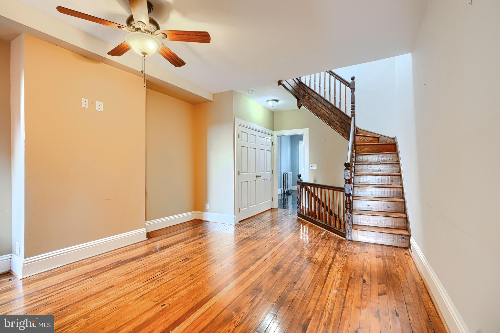 CHARLES VILLAGE - Residential