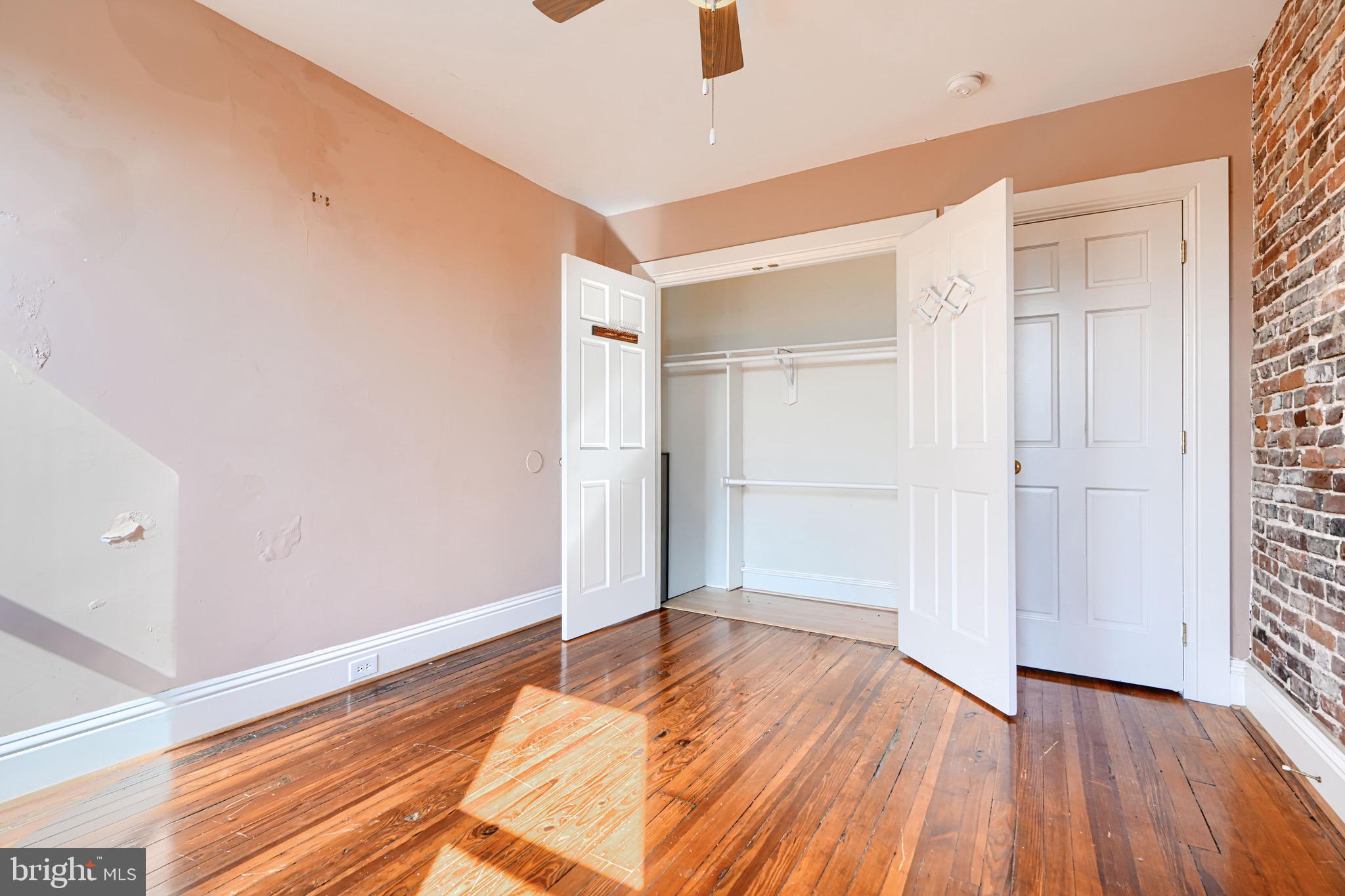 CHARLES VILLAGE - Residential