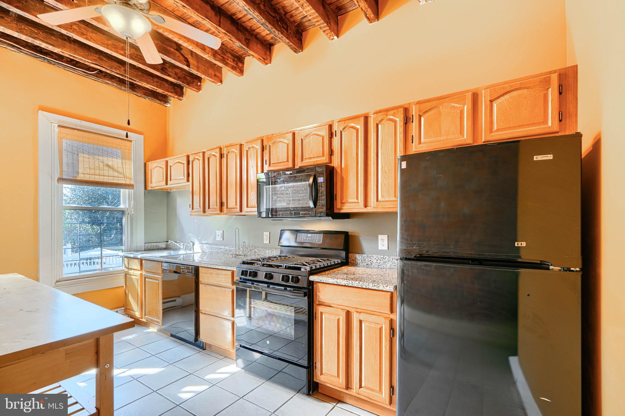 CHARLES VILLAGE - Residential