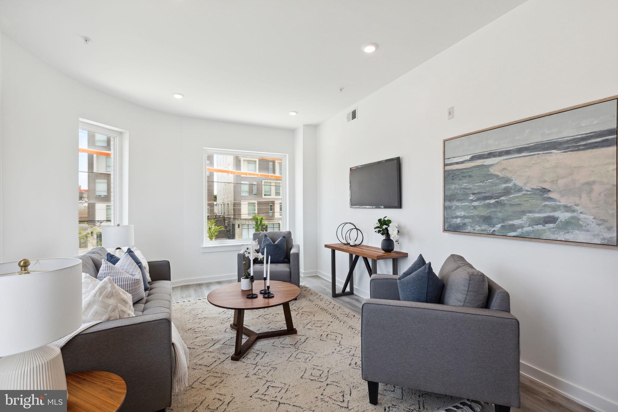 EAST KENSINGTON - Residential Lease