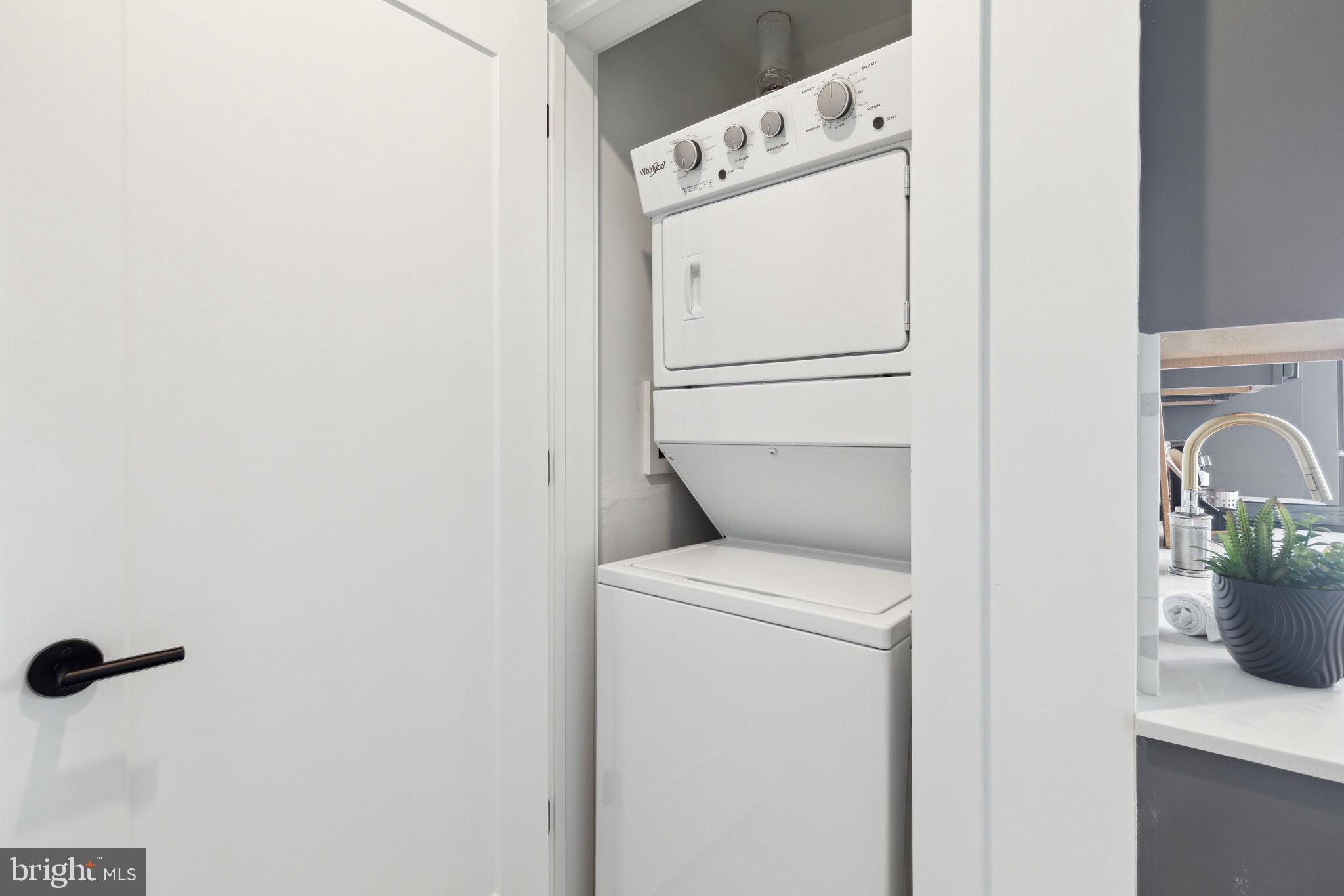 EAST KENSINGTON - Residential Lease