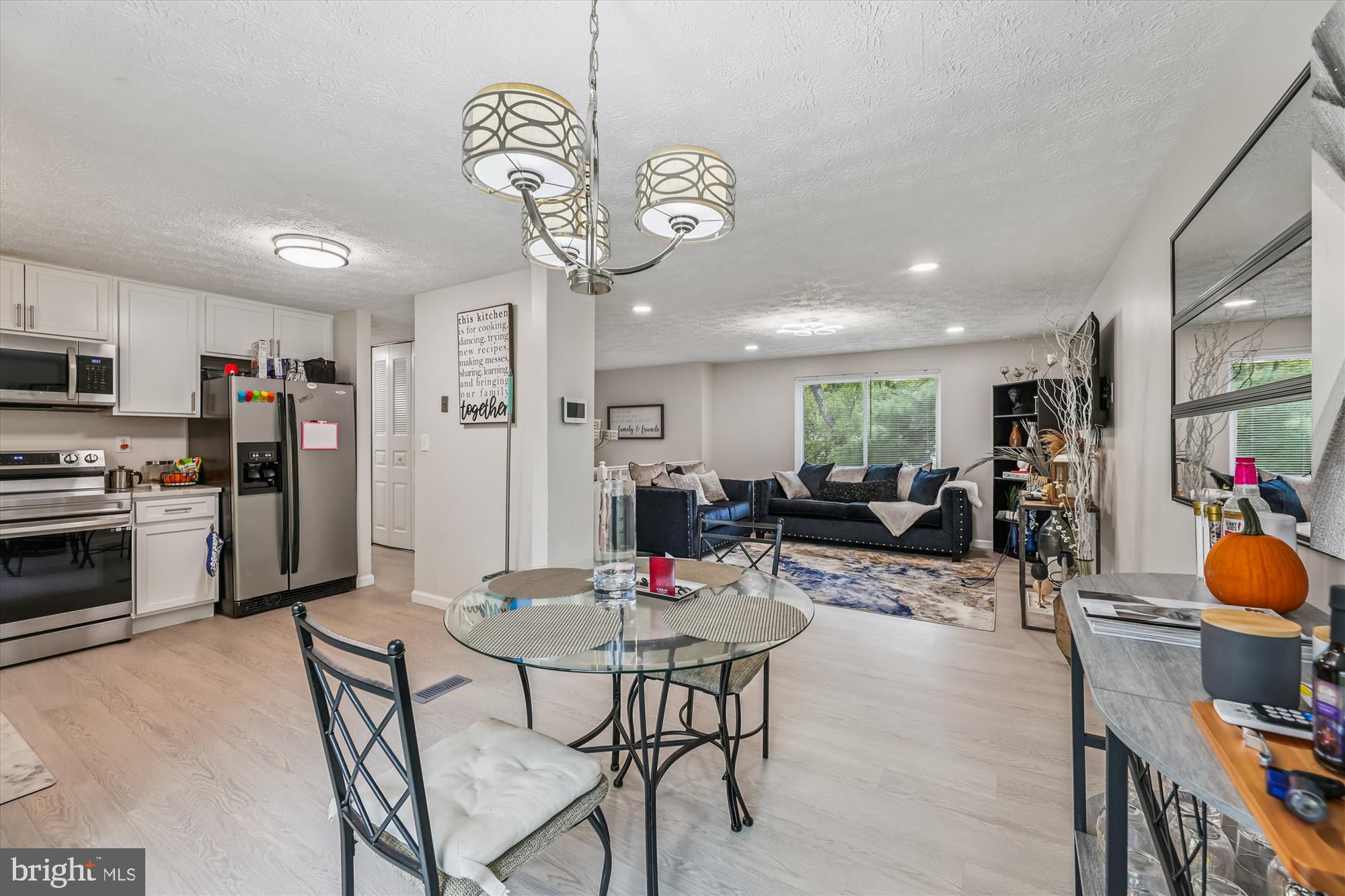 CONNEMARA HILLS - Residential