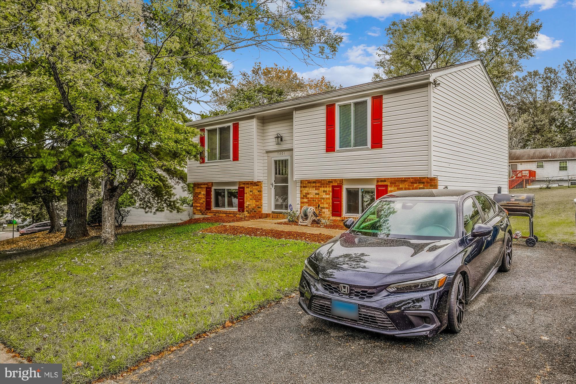 CONNEMARA HILLS - Residential