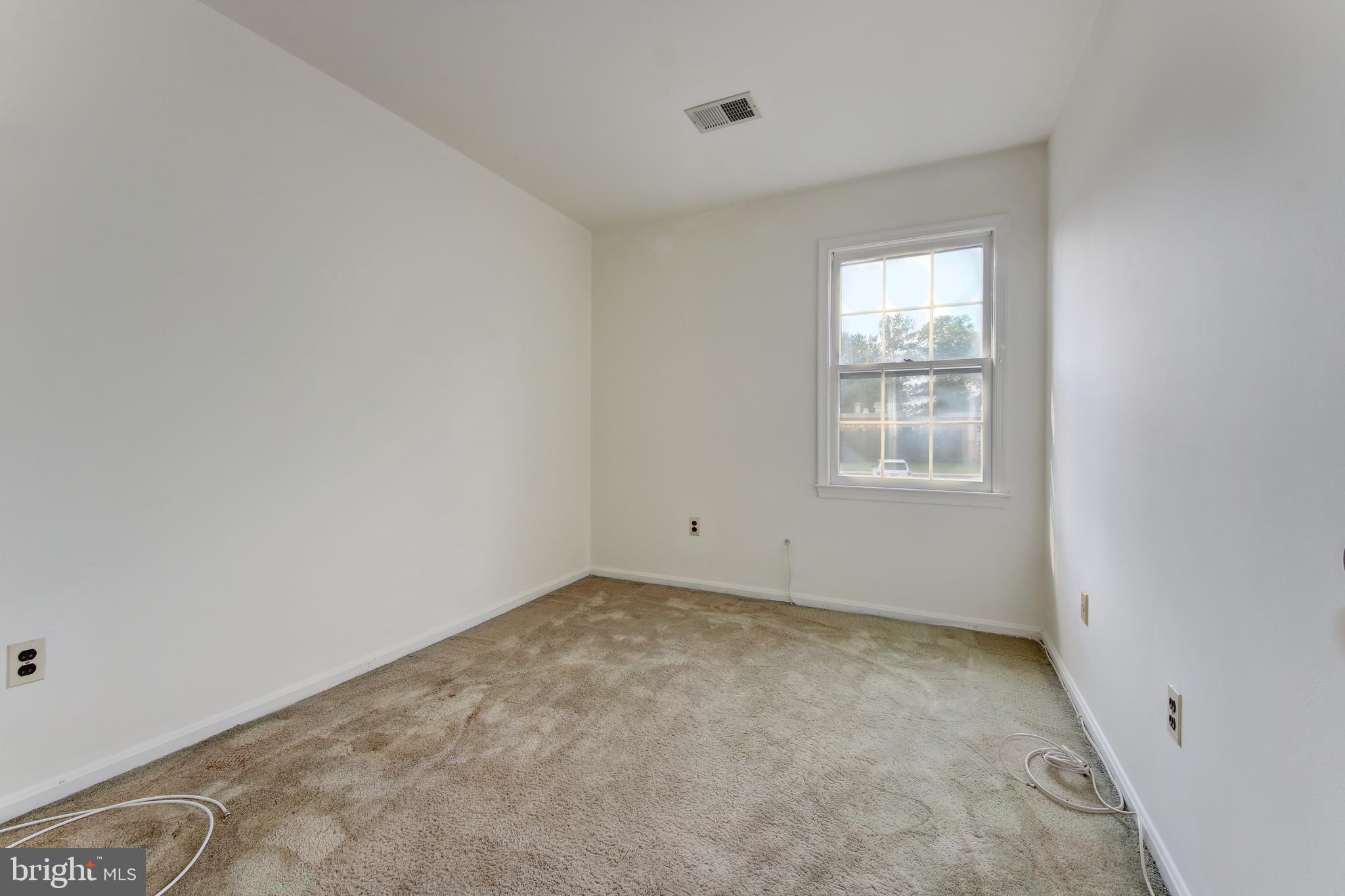 CALVERTON TOWNES - Residential