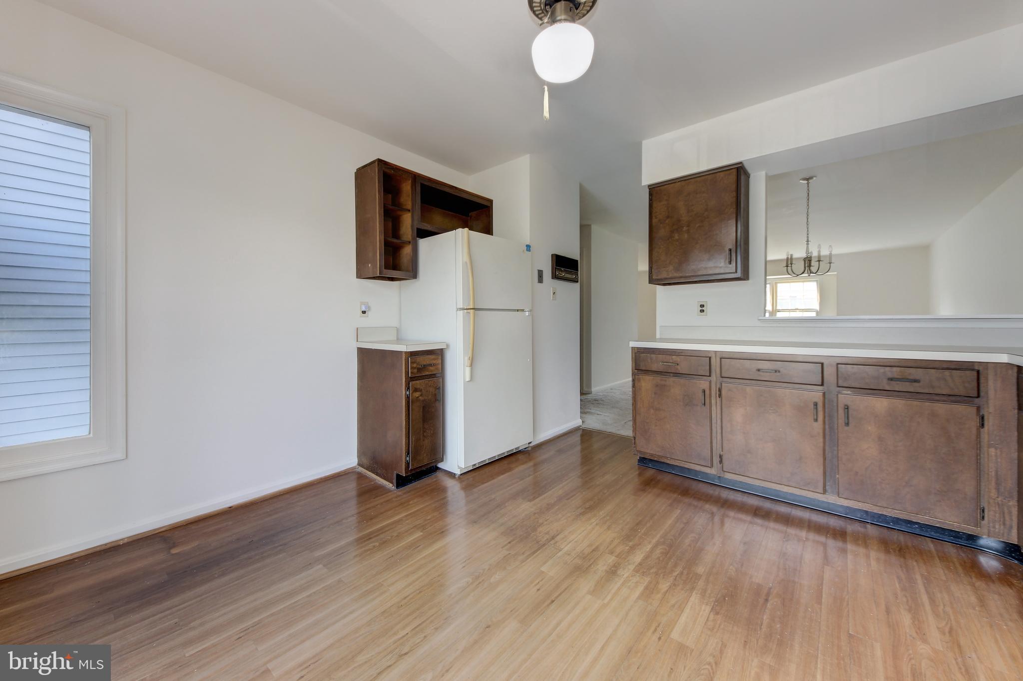 CALVERTON TOWNES - Residential