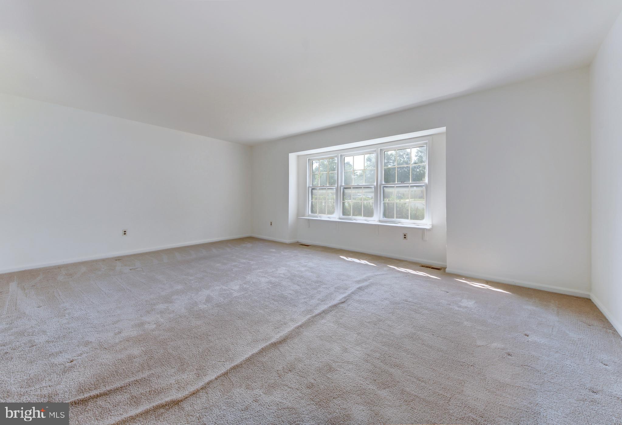 CALVERTON TOWNES - Residential