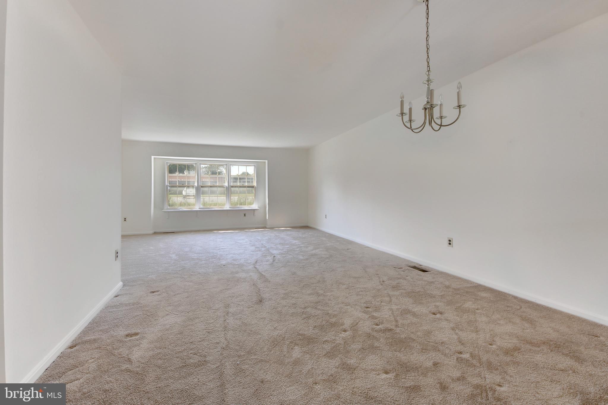 CALVERTON TOWNES - Residential