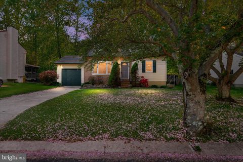 Photo of 511 Norton Lane, ARNOLD, MD 21012 (MLS # MDAA2143226)