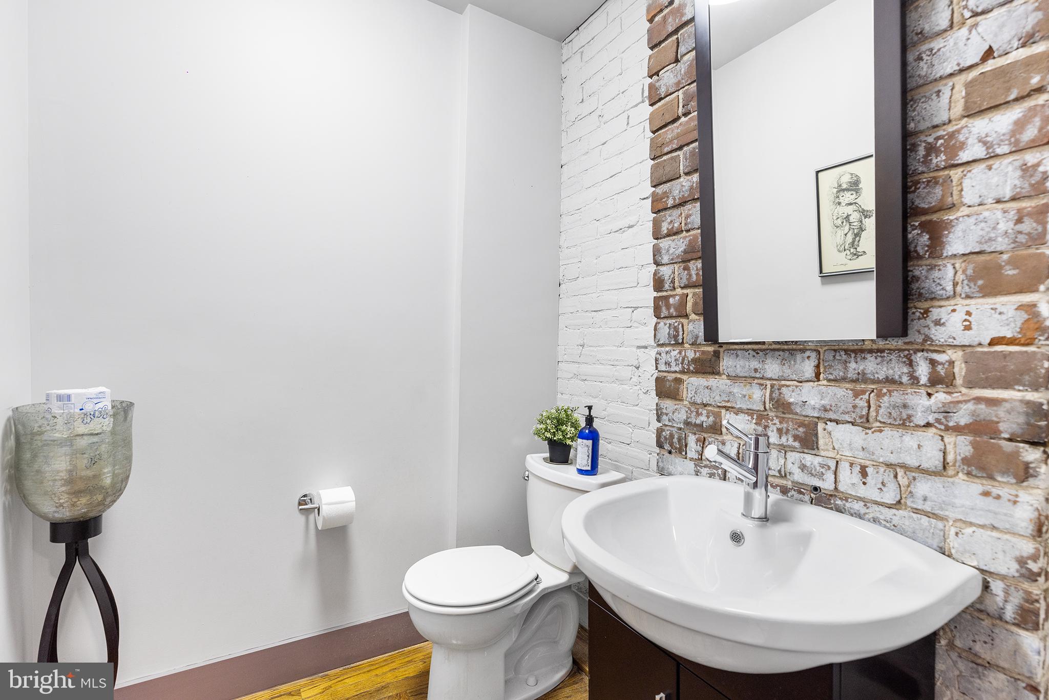 FAIRMOUNT - Residential