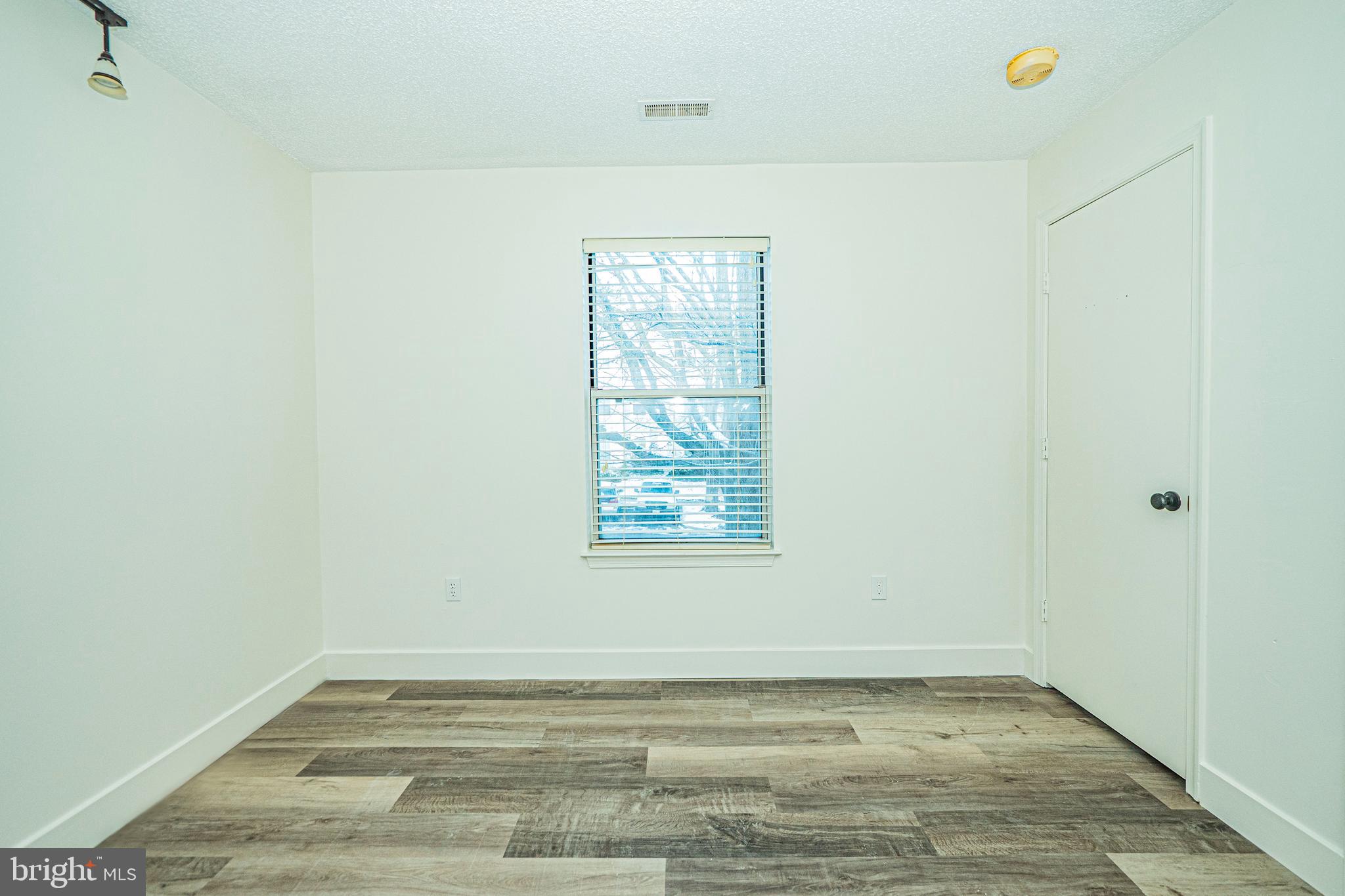 WINTERGATE AT LONGMEAD CROSSING - Residential