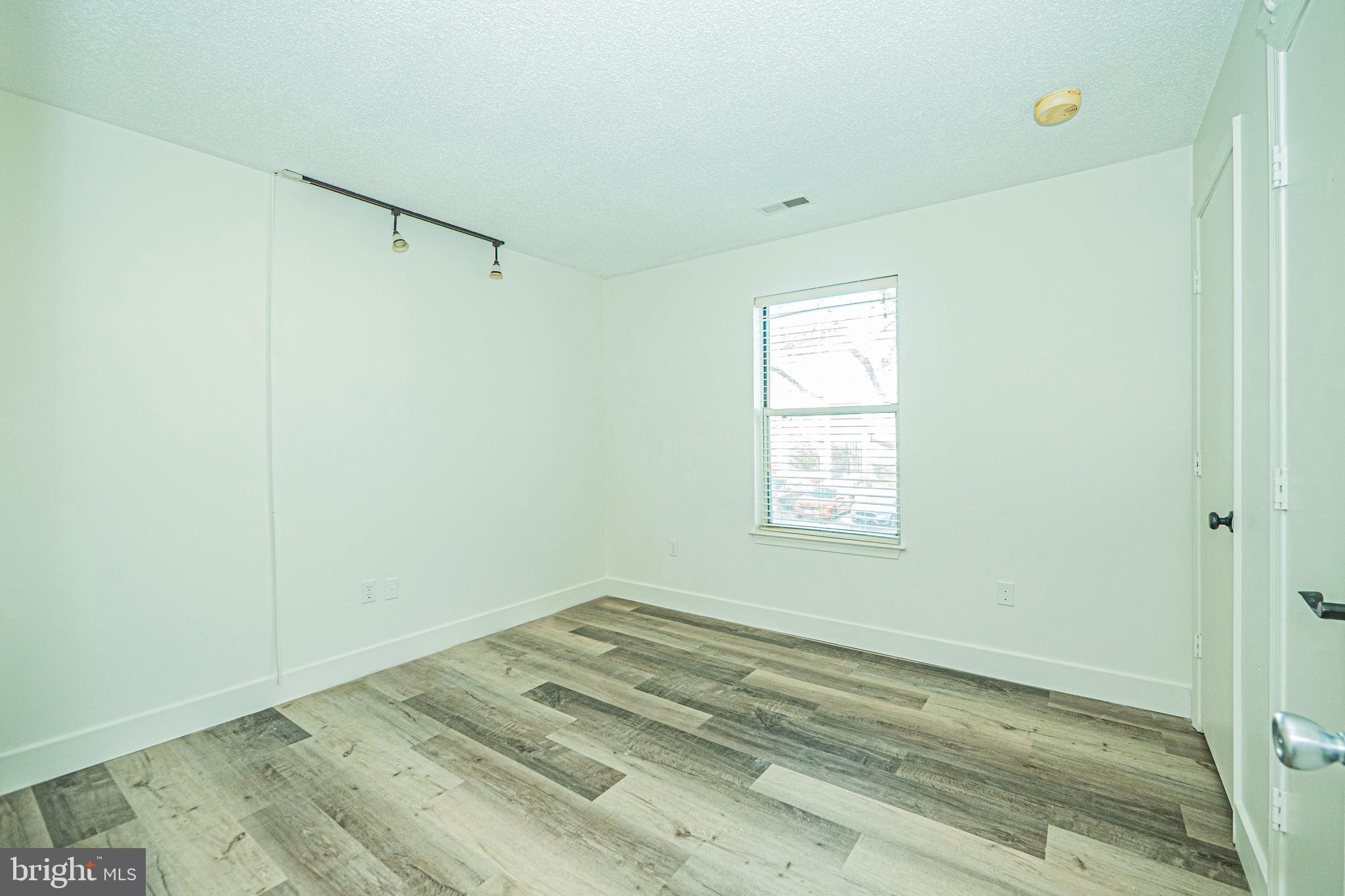 WINTERGATE AT LONGMEAD CROSSING - Residential