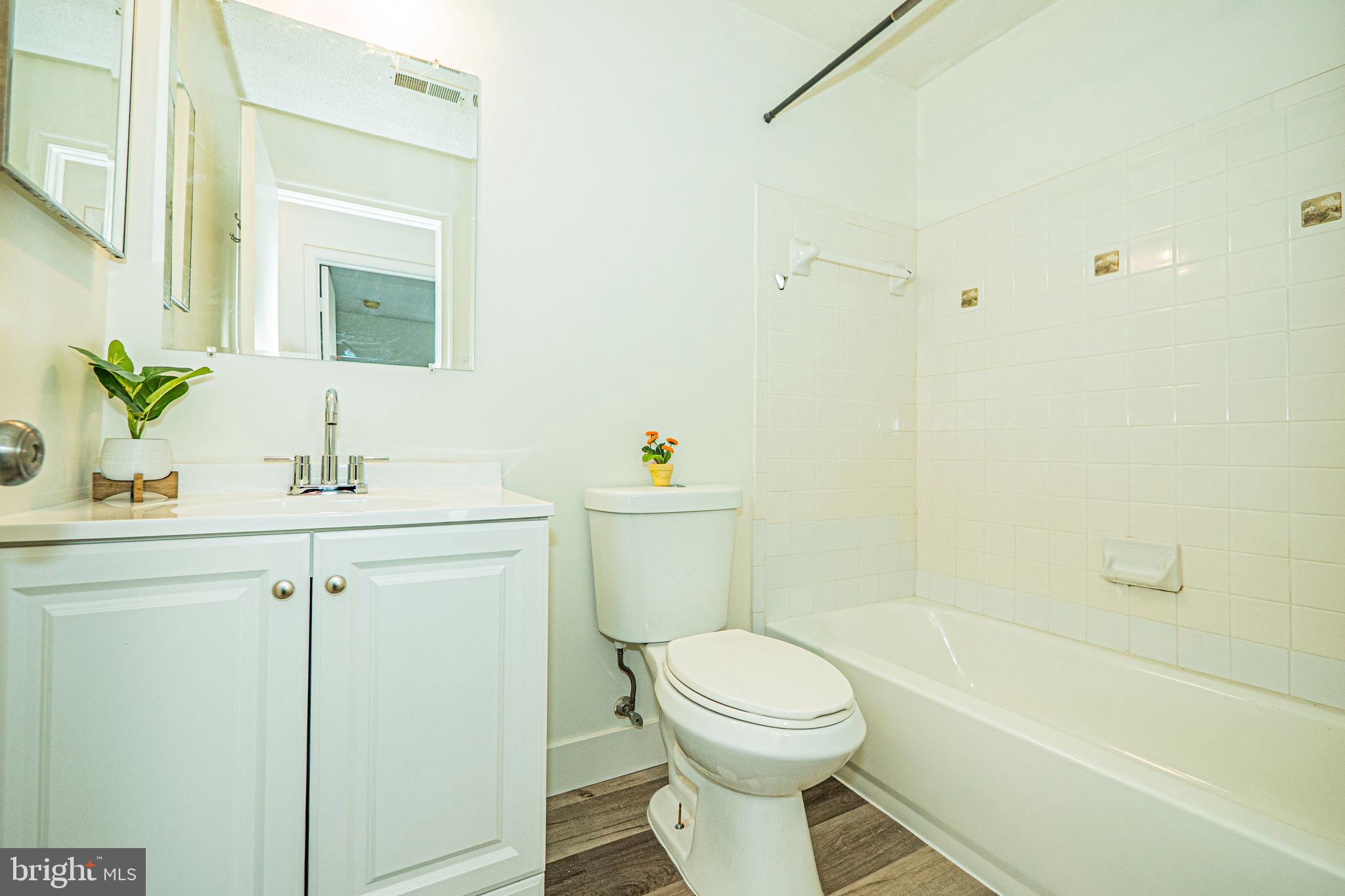 WINTERGATE AT LONGMEAD CROSSING - Residential