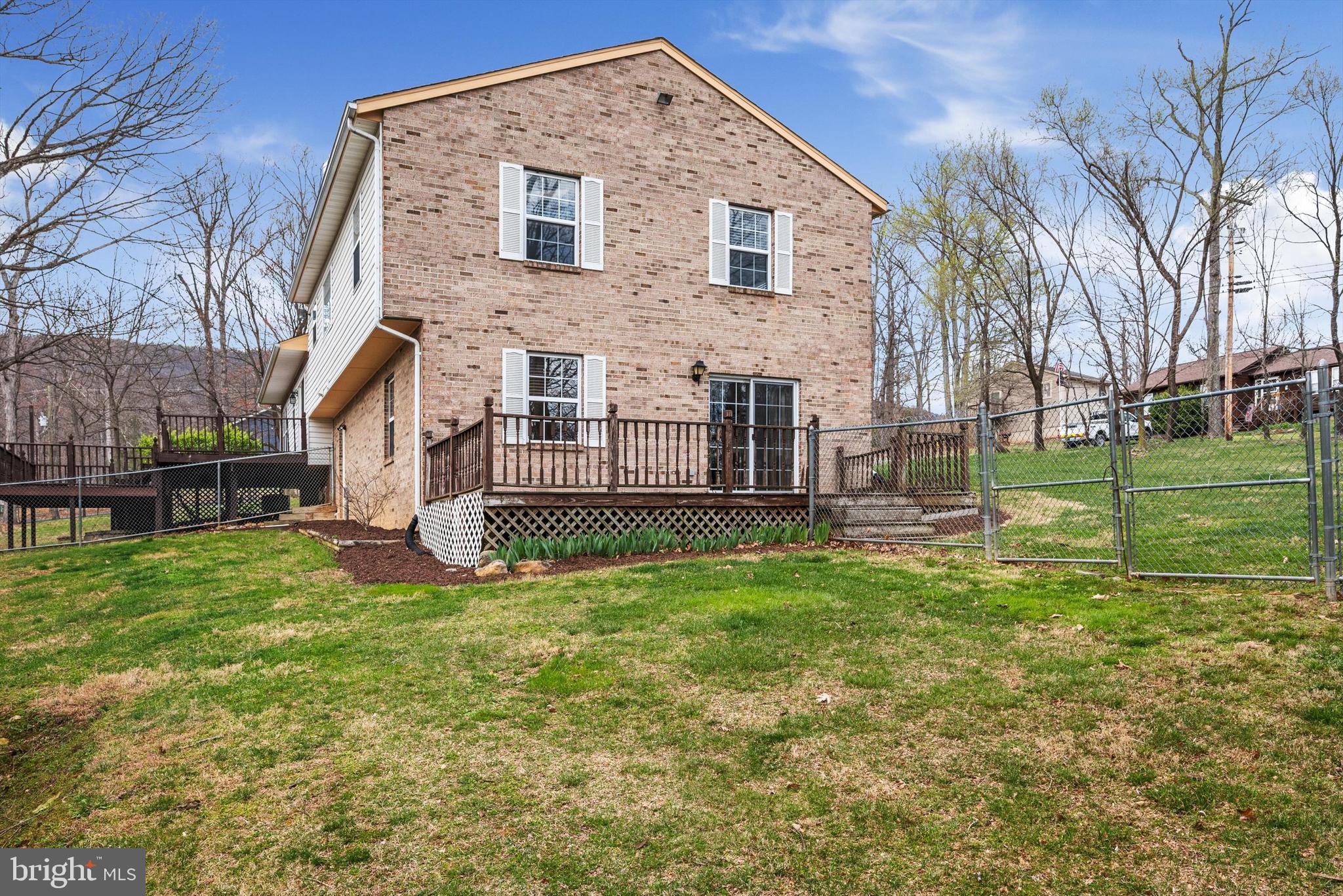 SHAWNEELAND - Residential