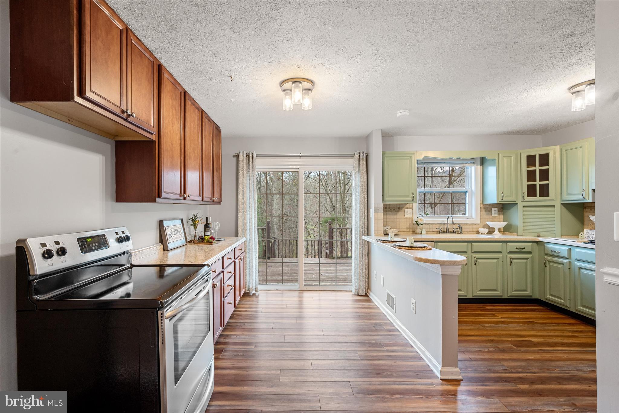 SHAWNEELAND - Residential