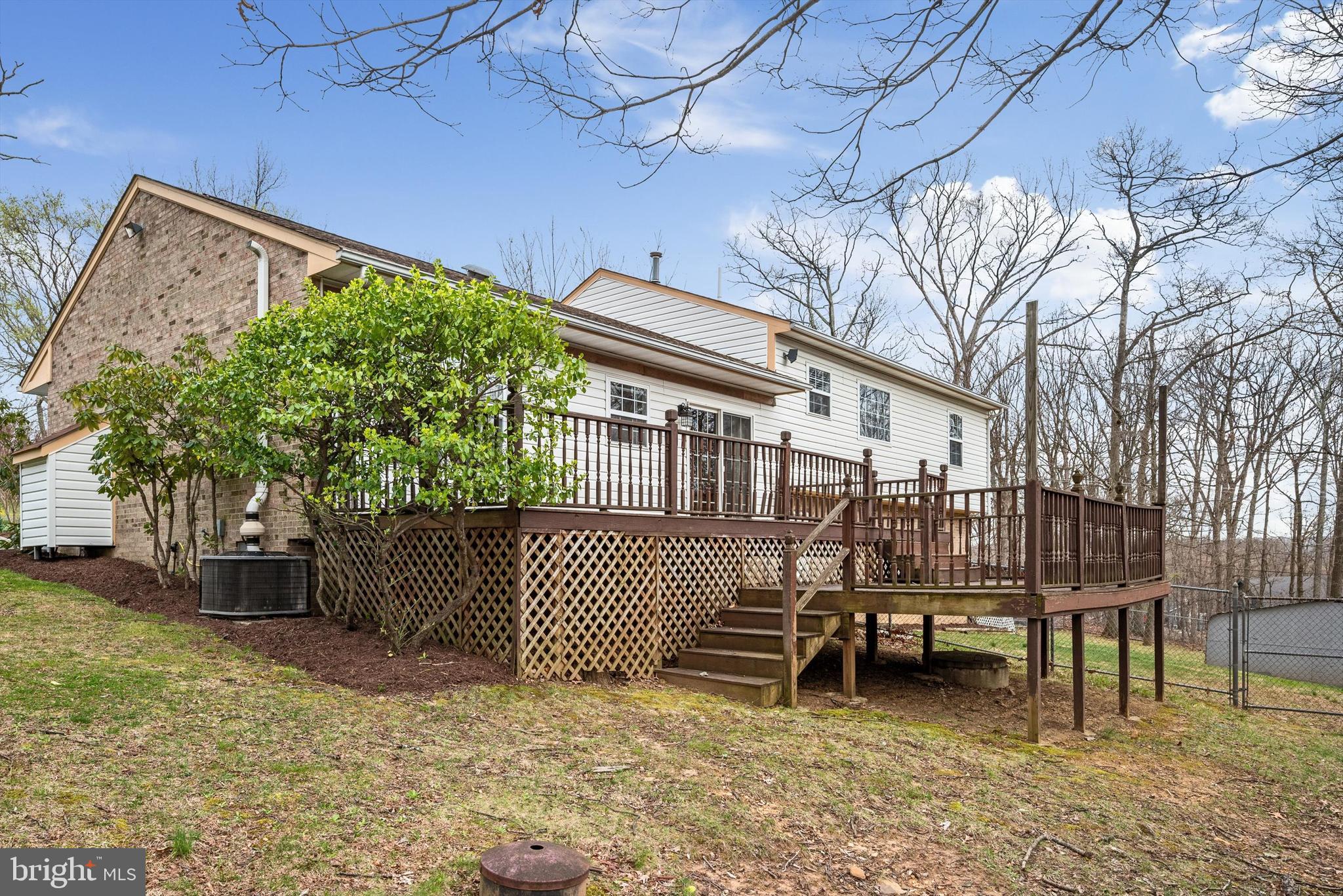 SHAWNEELAND - Residential