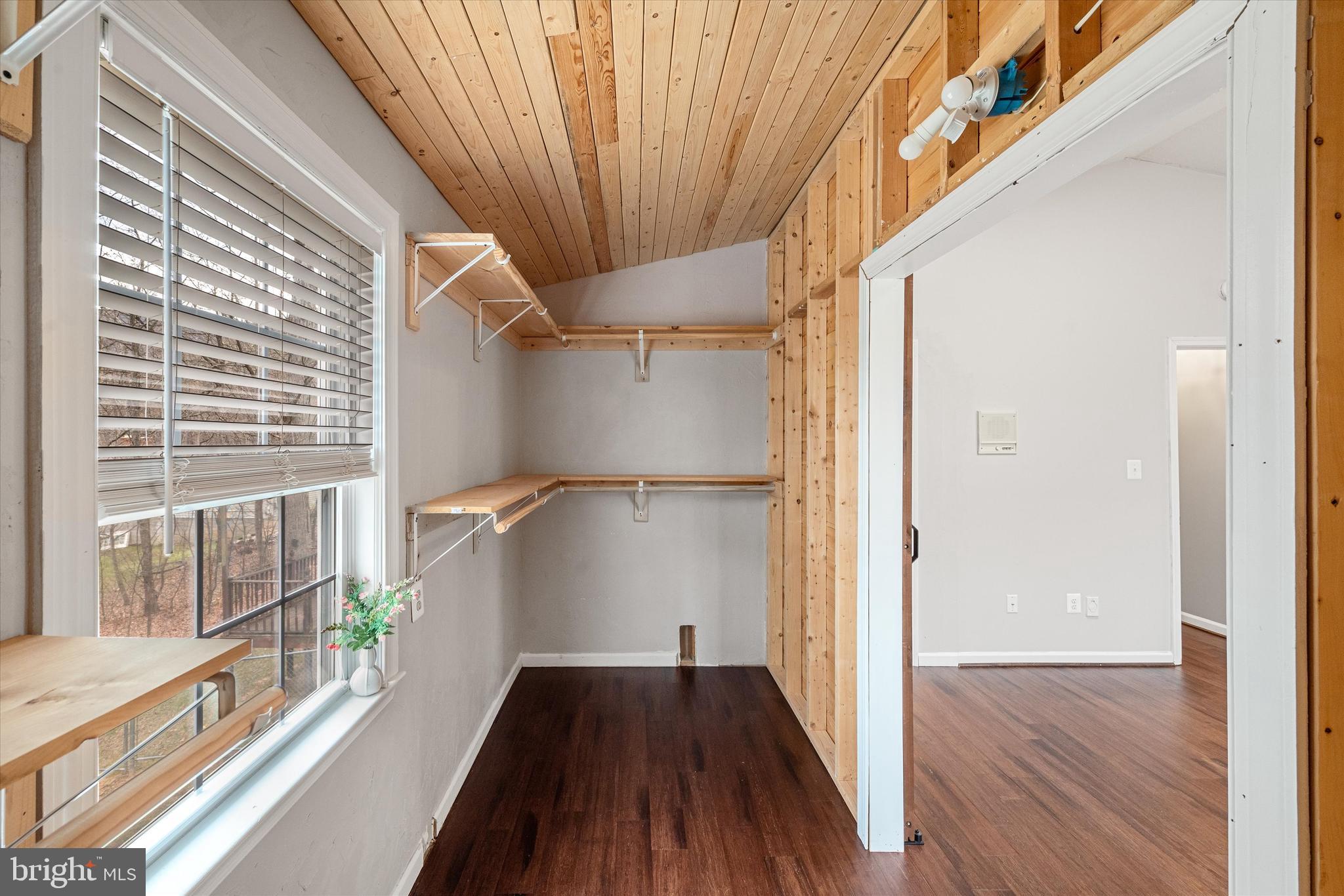 SHAWNEELAND - Residential