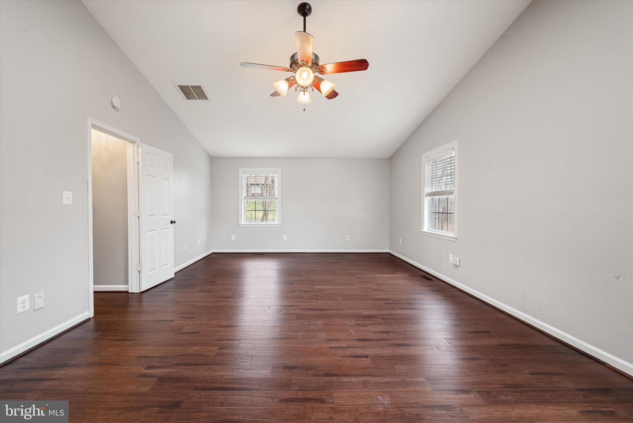 SHAWNEELAND - Residential