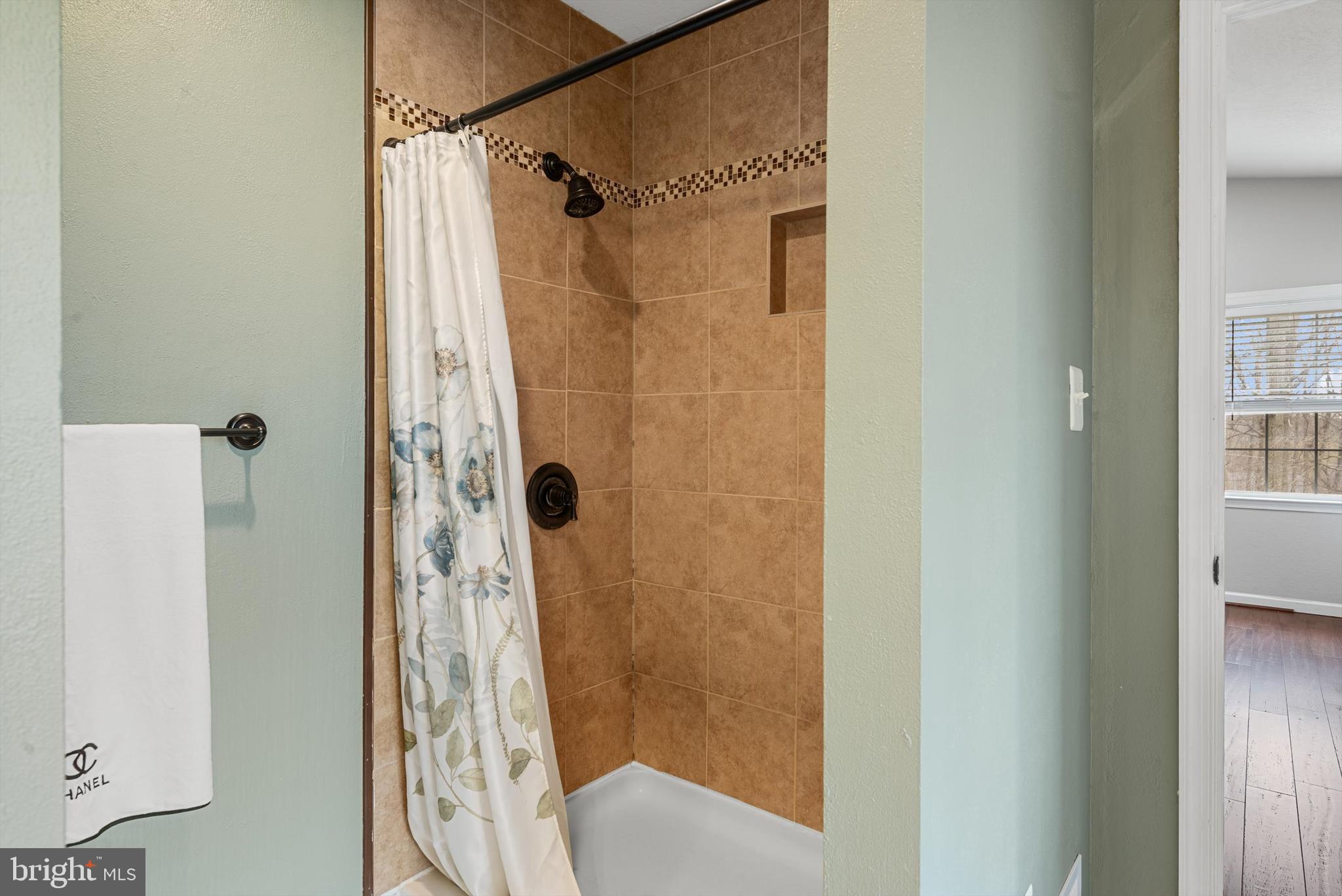 SHAWNEELAND - Residential