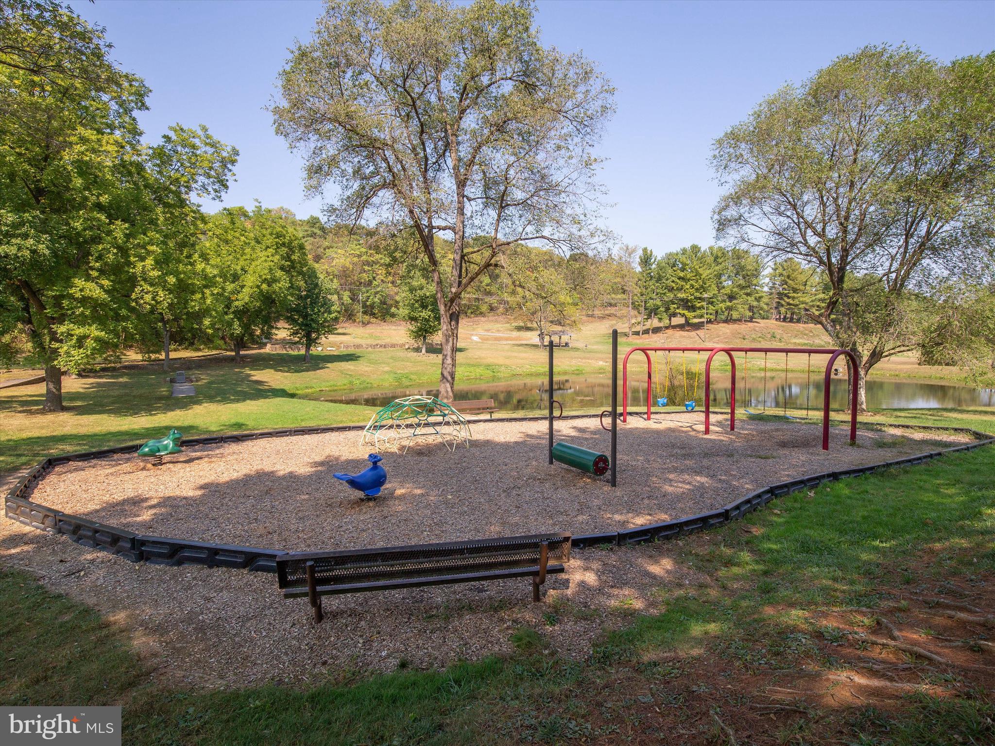 SHAWNEELAND - Residential