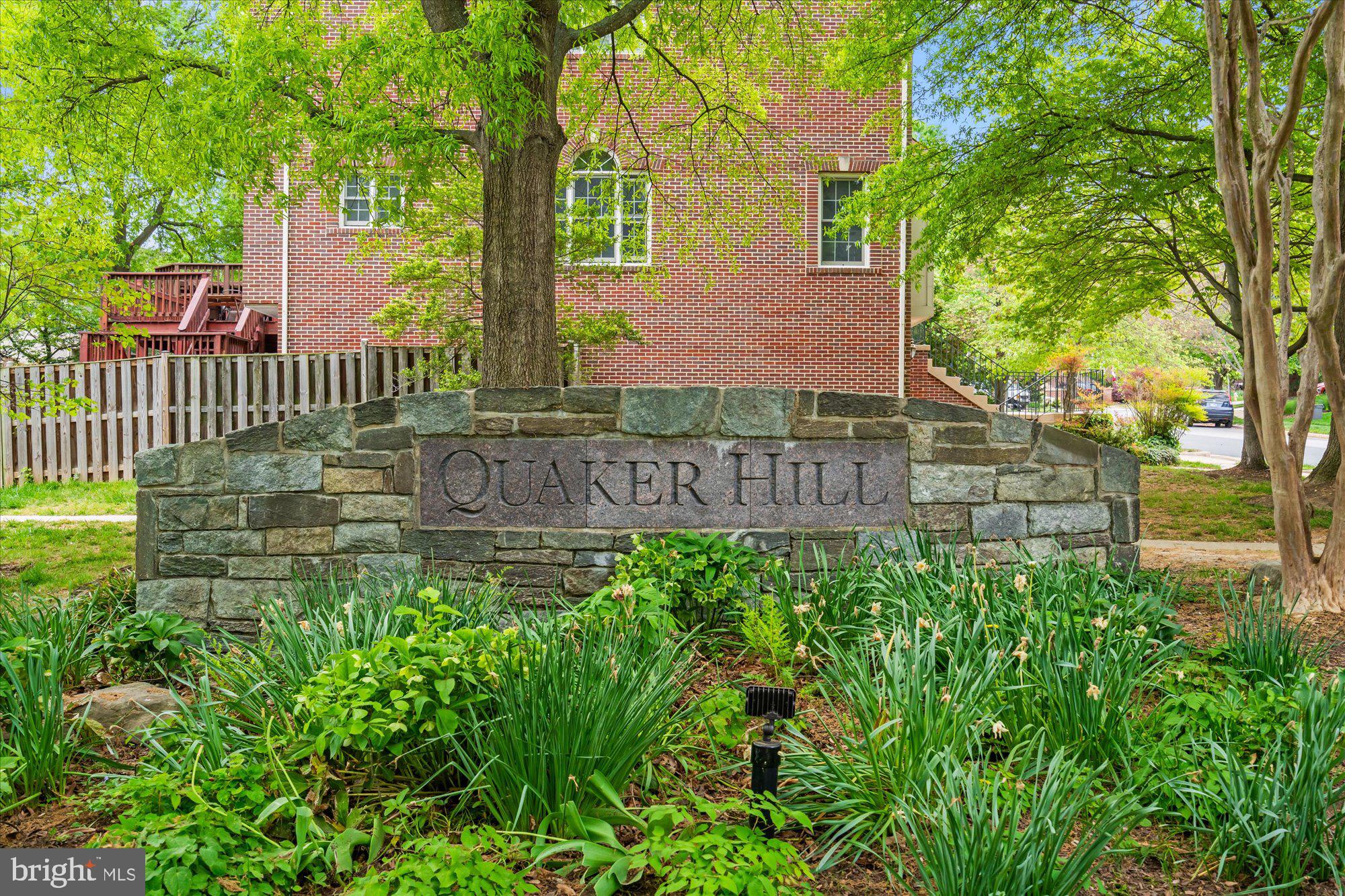 QUAKER HILL - Residential