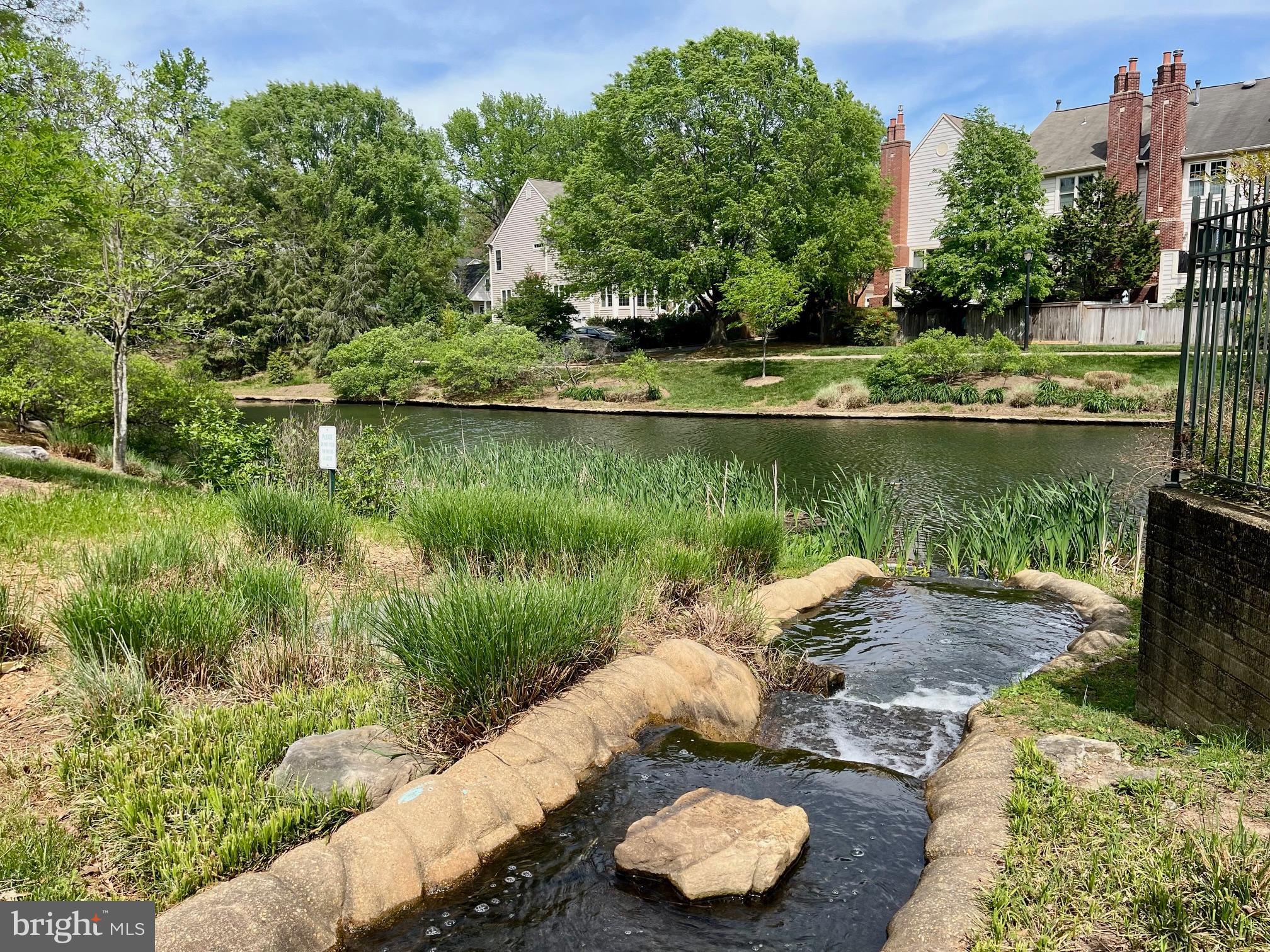 QUAKER HILL - Residential