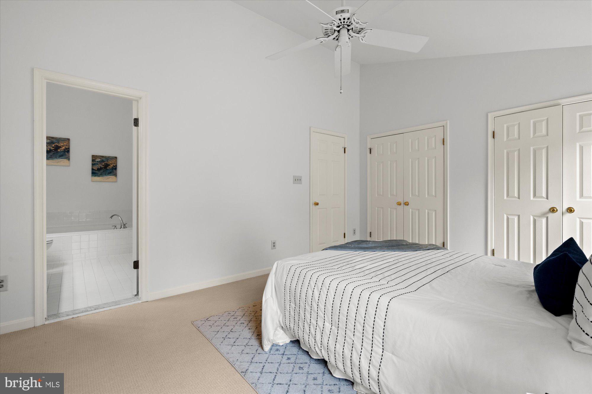 QUAKER HILL - Residential