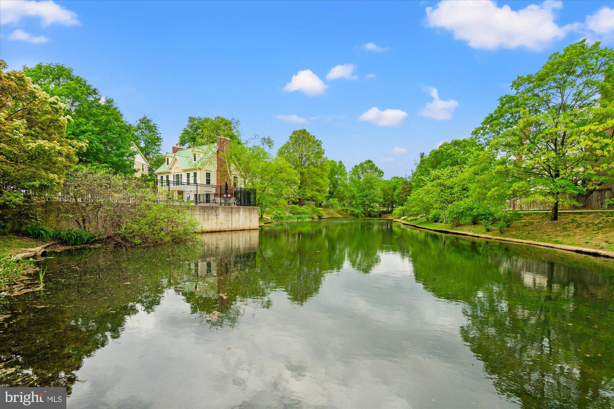 QUAKER HILL - Residential