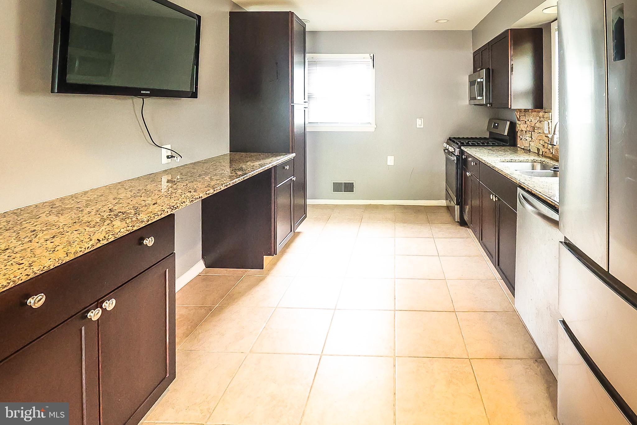 COLUMBIA PARK - Residential