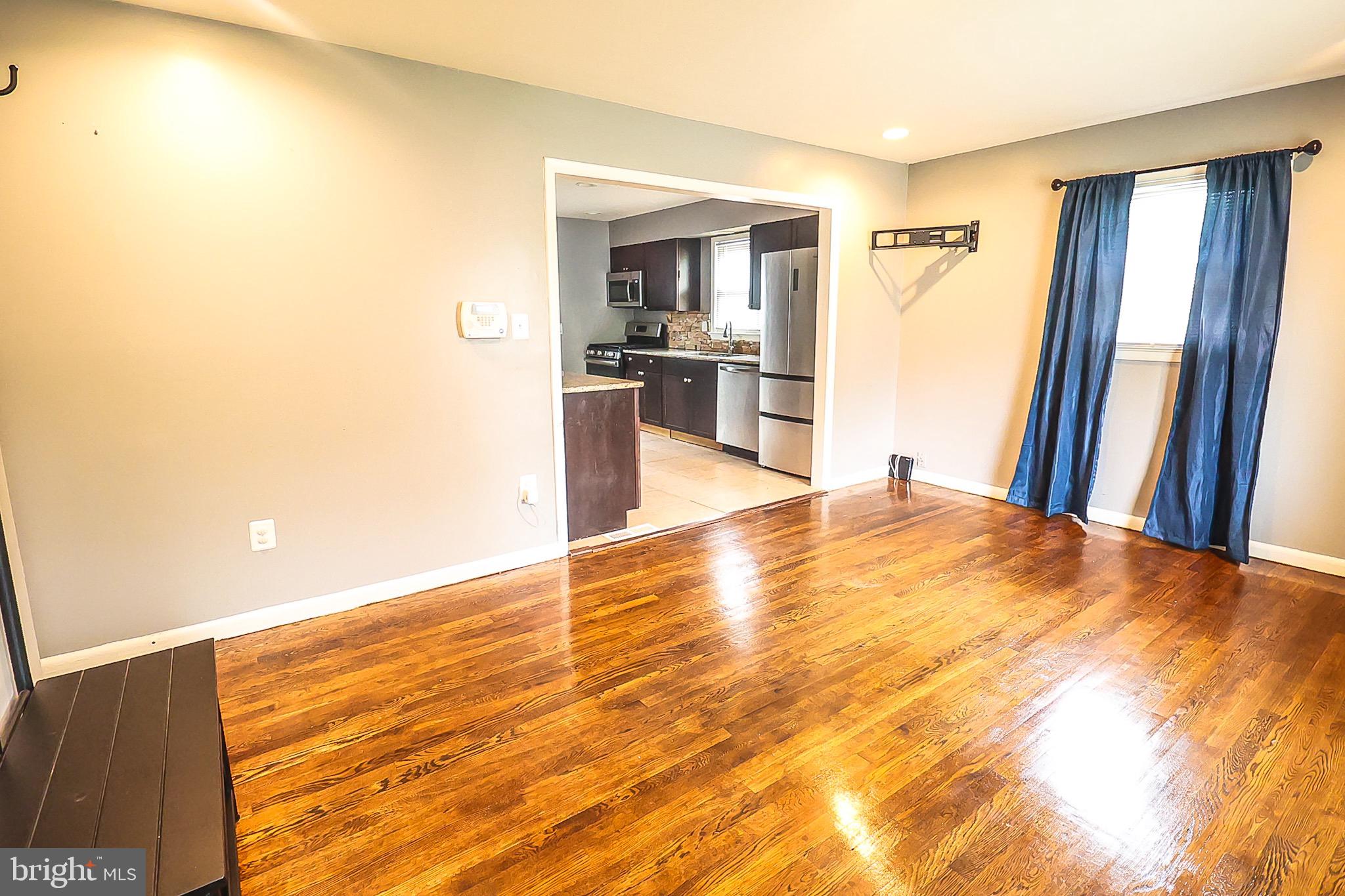 COLUMBIA PARK - Residential