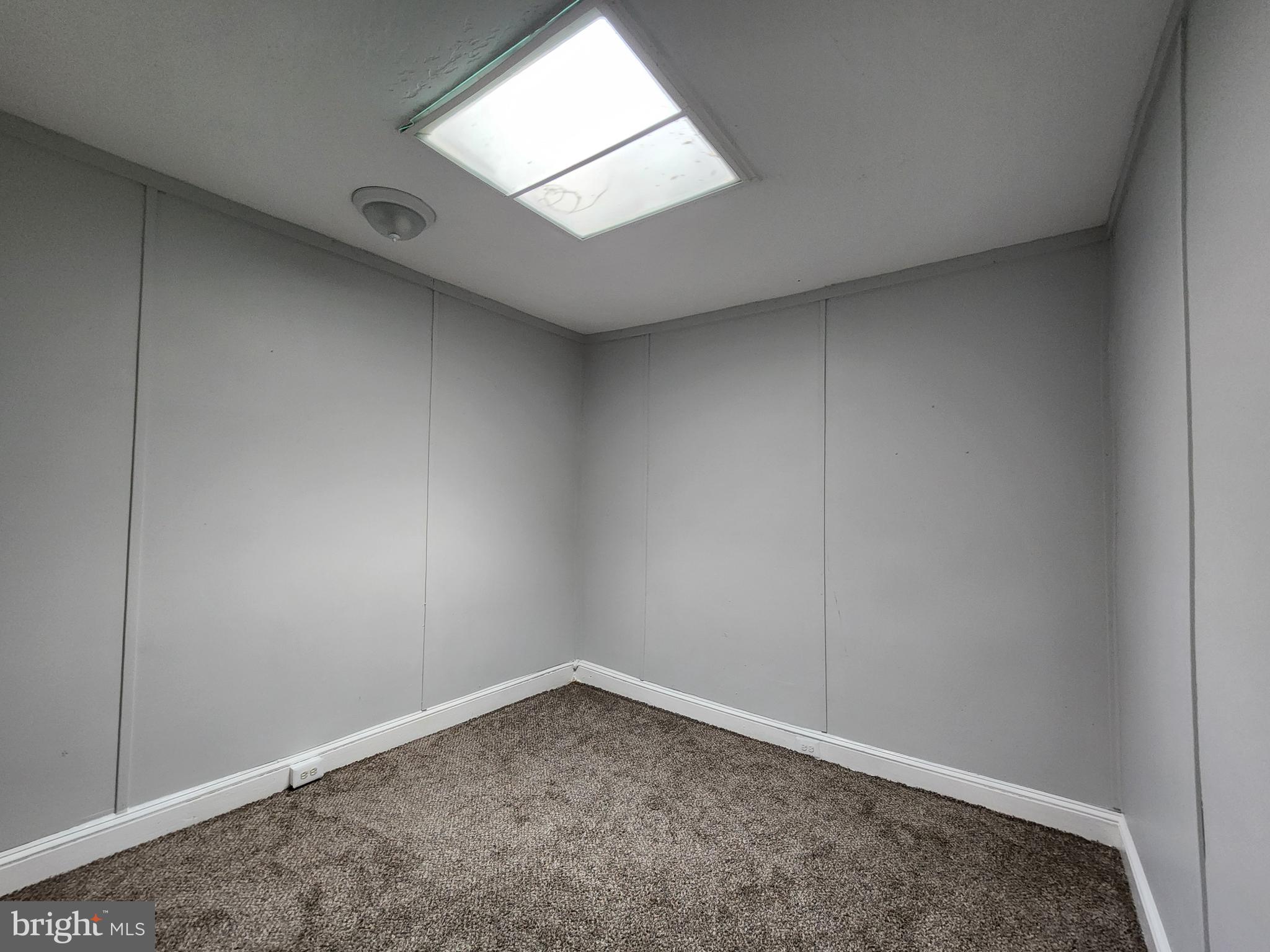 BROADWAY EAST - Residential