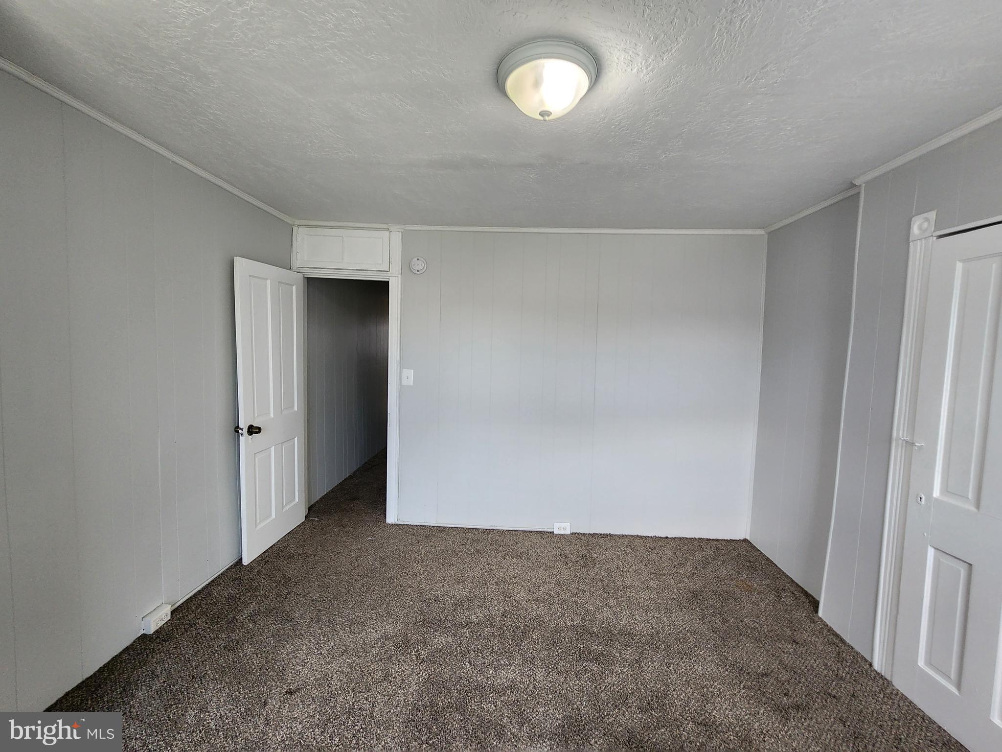 BROADWAY EAST - Residential