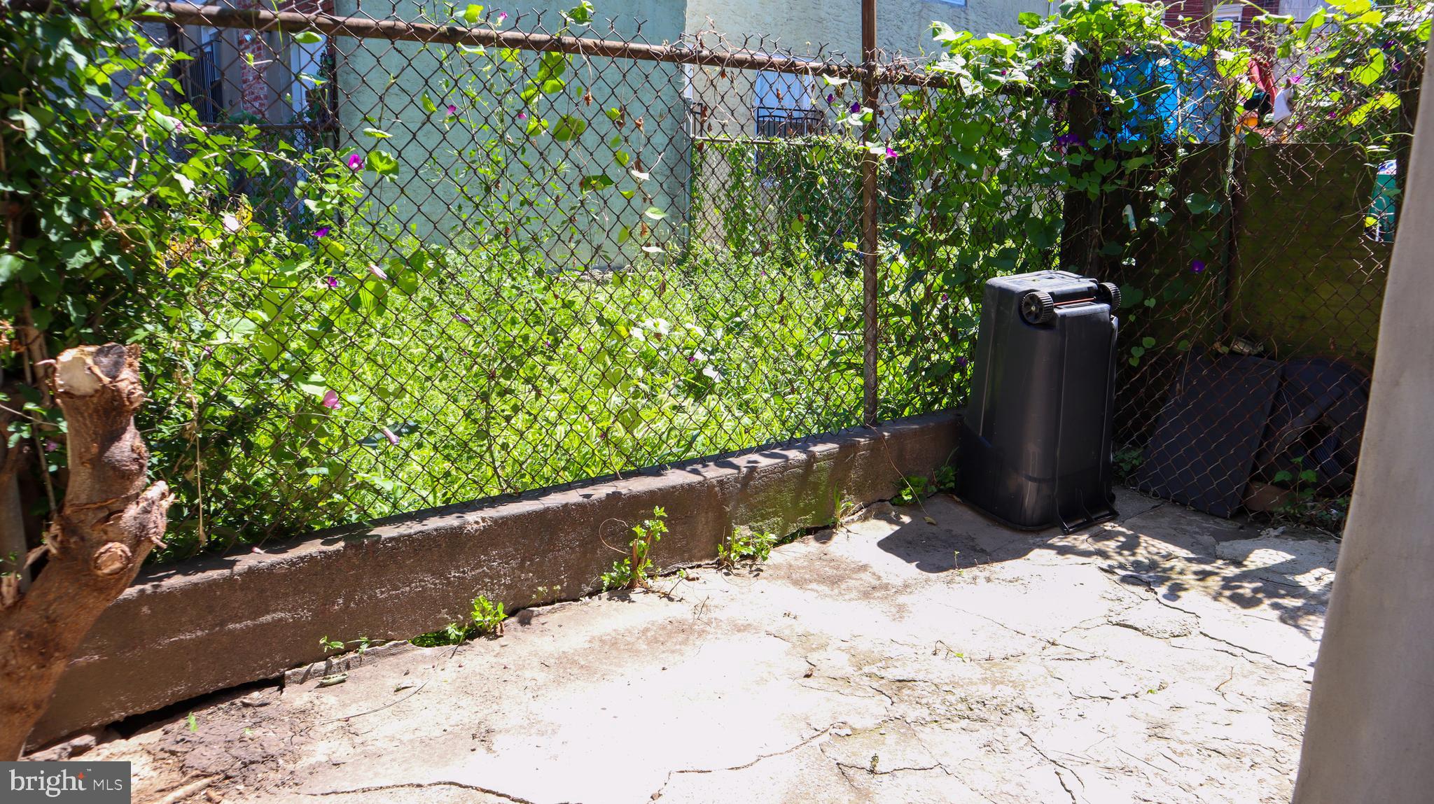 KENSINGTON - Residential