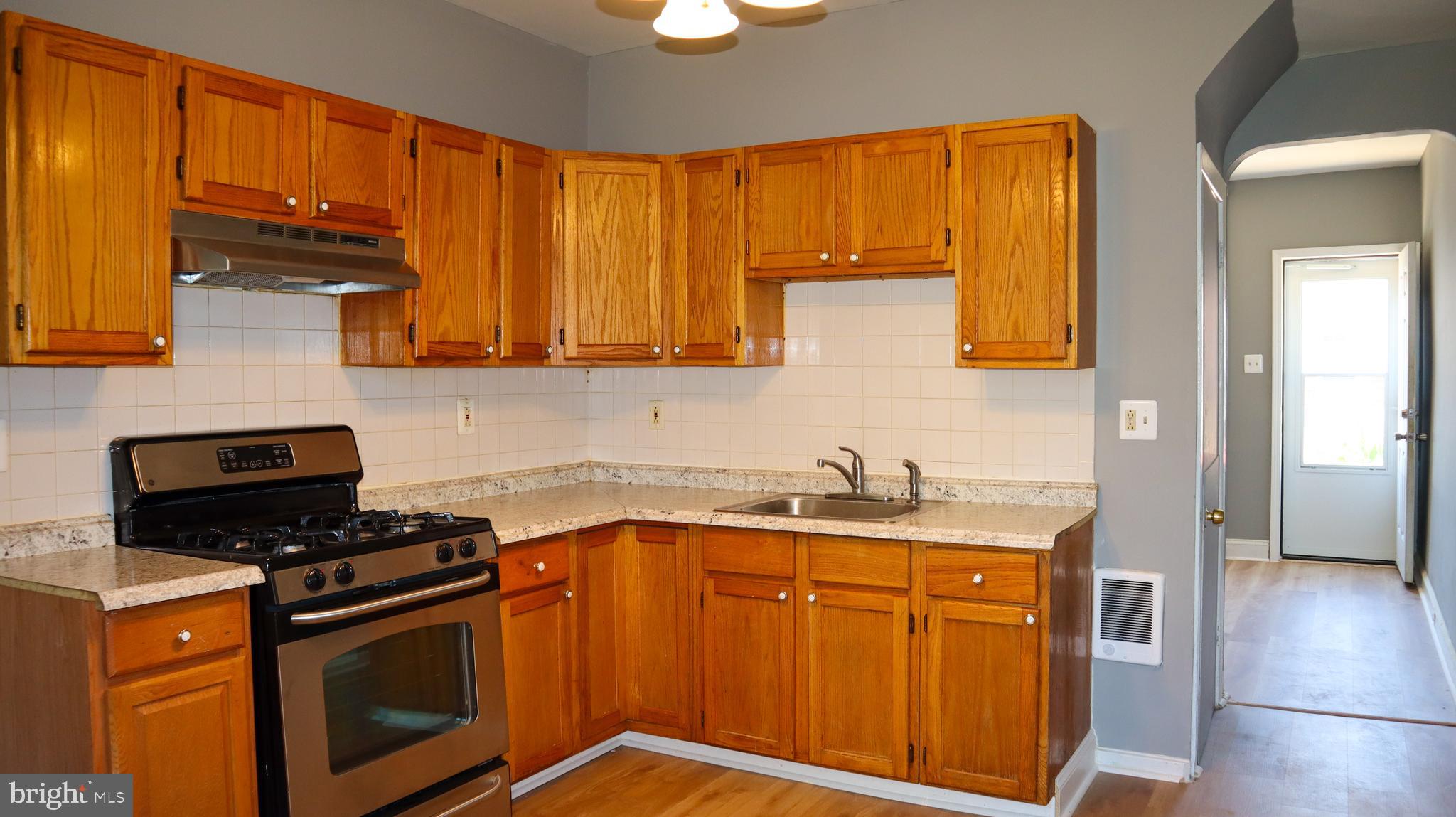 KENSINGTON - Residential