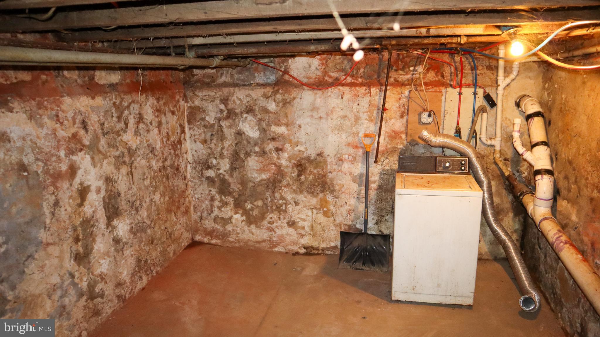 KENSINGTON - Residential