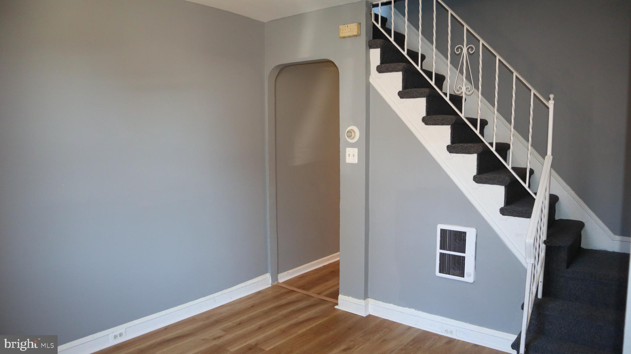 KENSINGTON - Residential